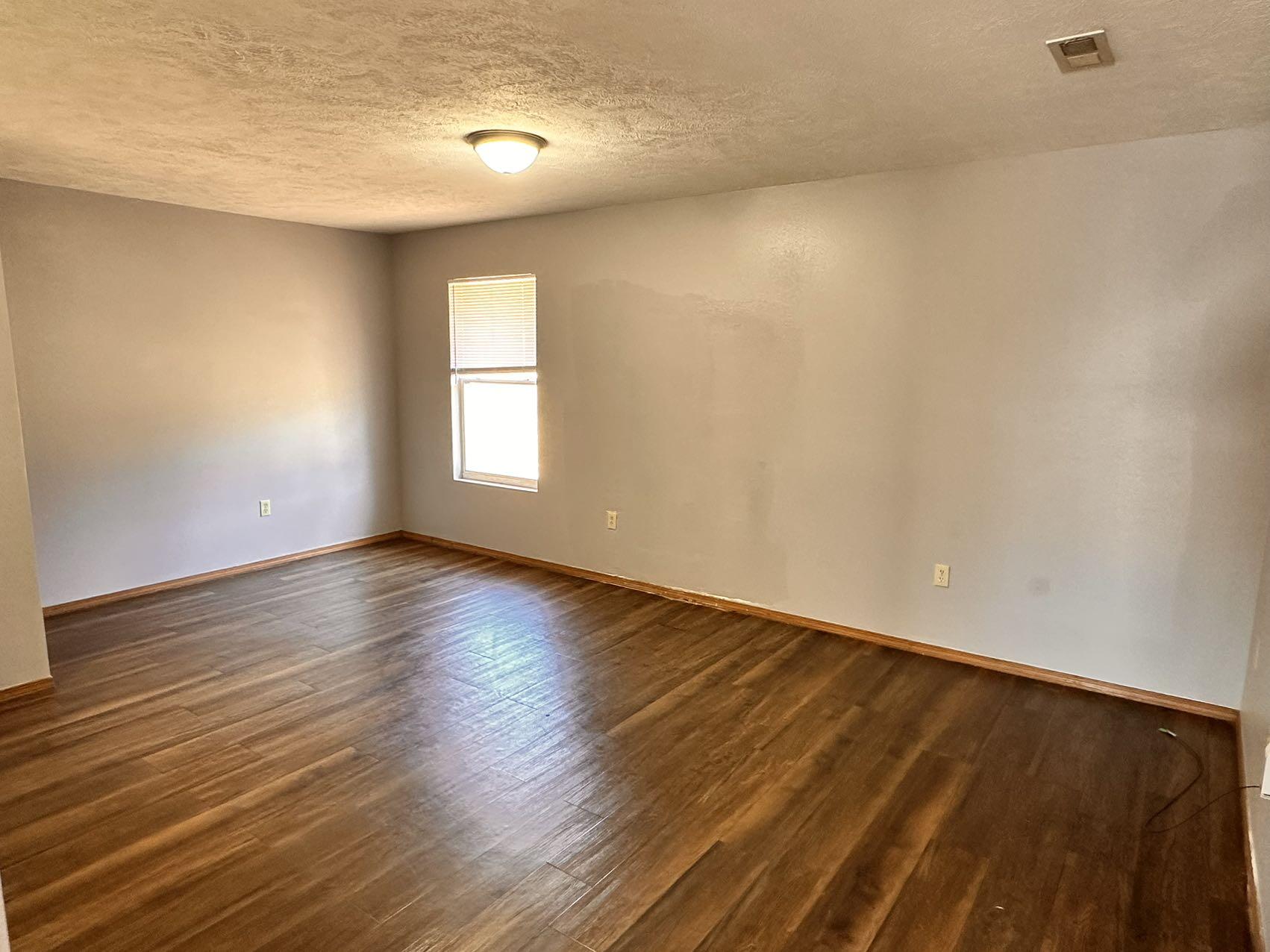 640 South Kansas Avenue Unit 640 & Unit 642 Property Photo 3