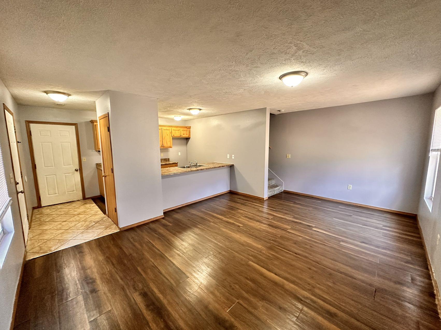 640 South Kansas Avenue Unit 640 & Unit 642 Property Photo 4