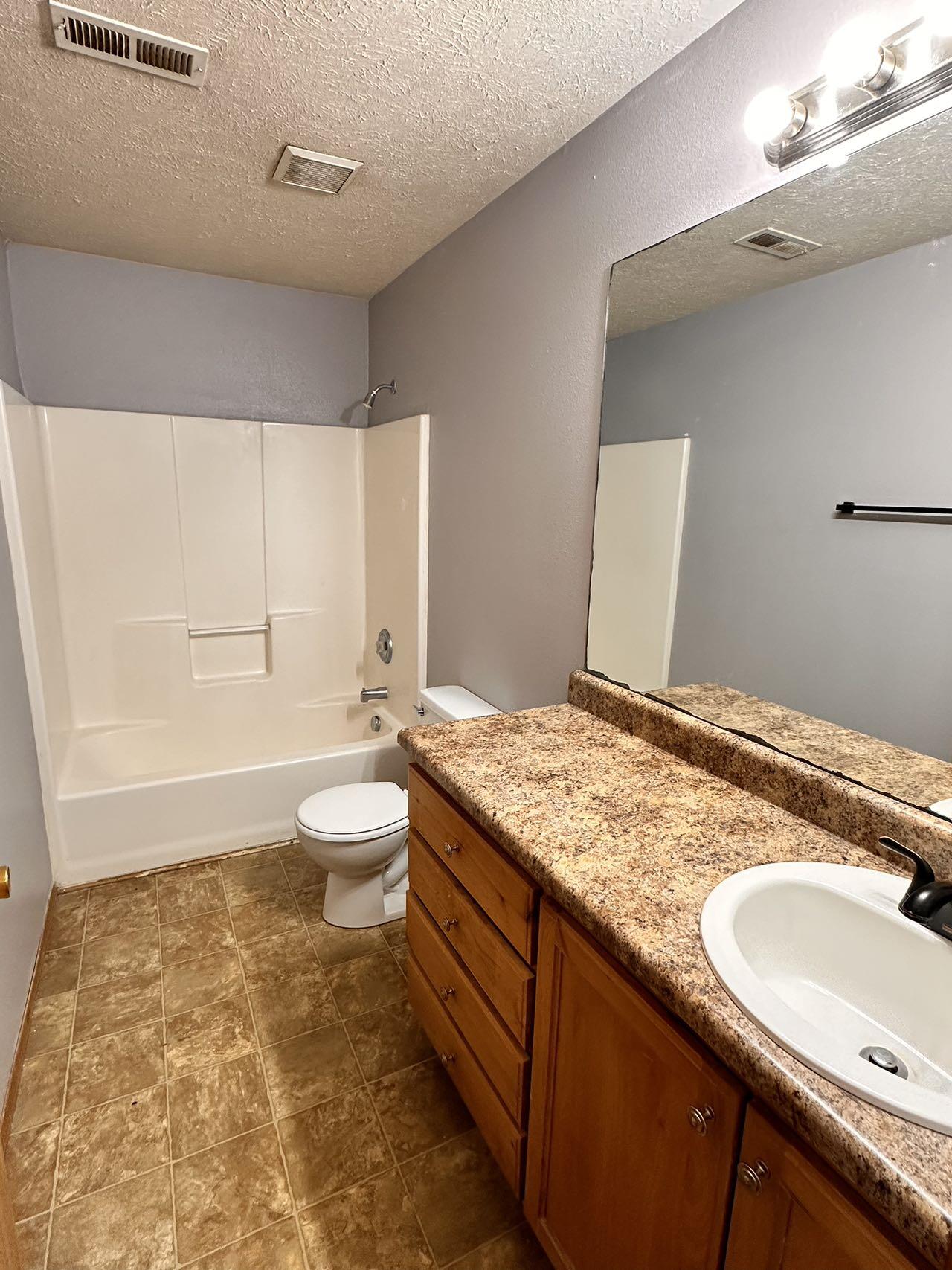 640 South Kansas Avenue Unit 640 & Unit 642 Property Photo 9