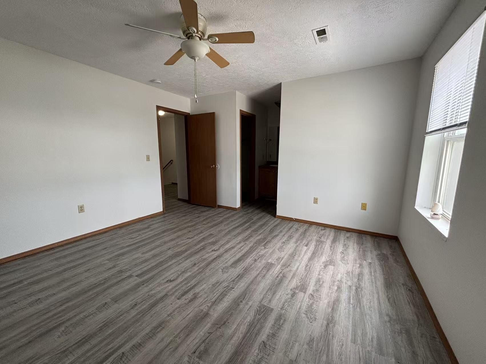 640 South Kansas Avenue Unit 640 & Unit 642 Property Photo 19
