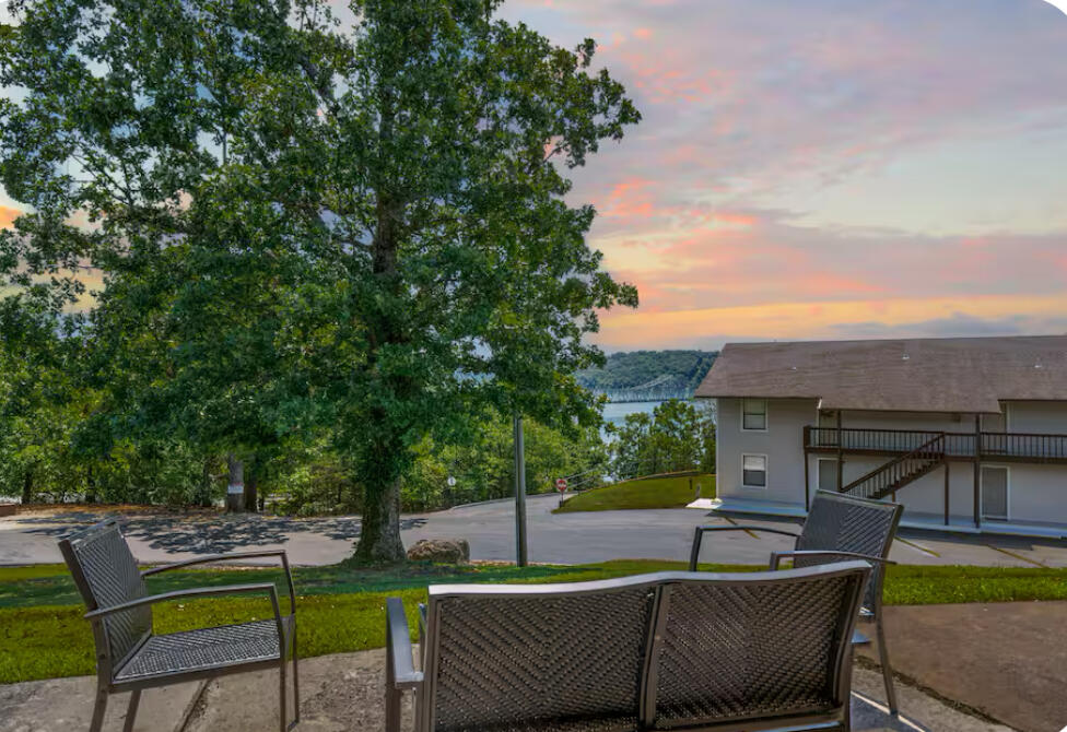 100 Getaway Circle Unit 129 Property Photo 10