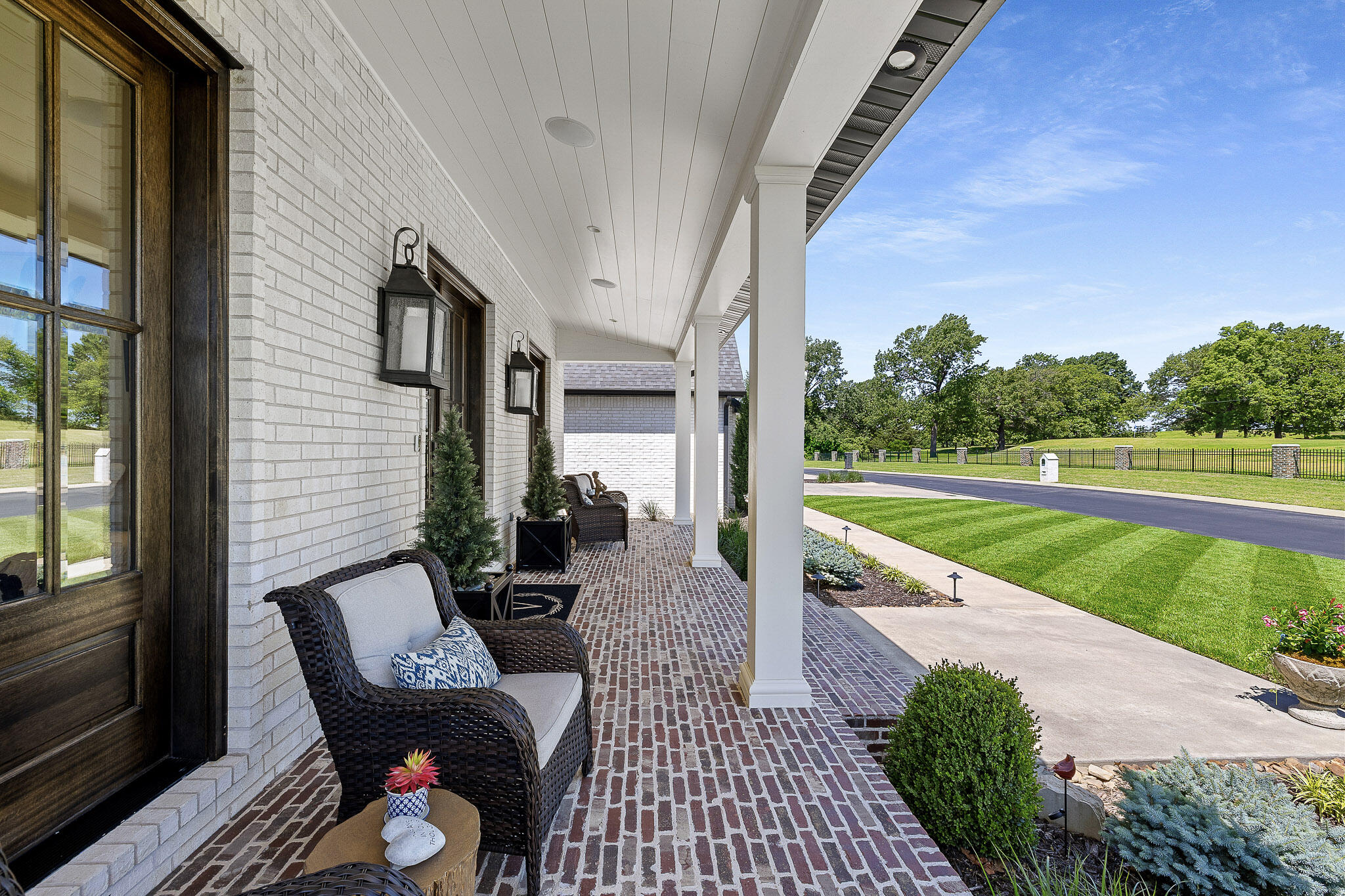 312 Copper Oaks Drive Property Photo 4