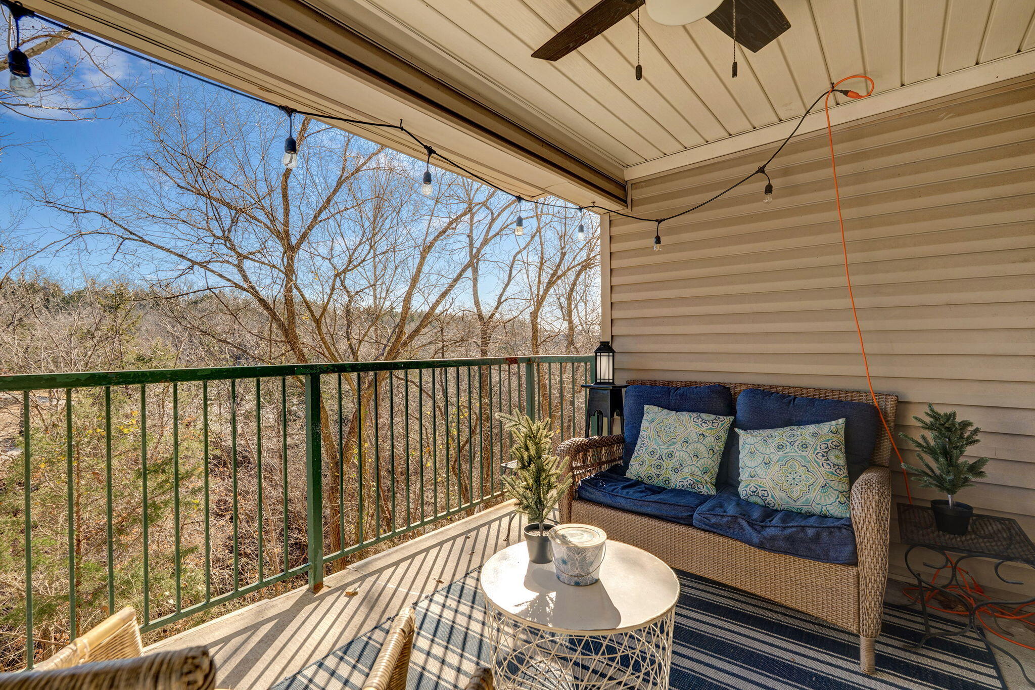 595 Timbercreek Road J-101 Property Photo 13