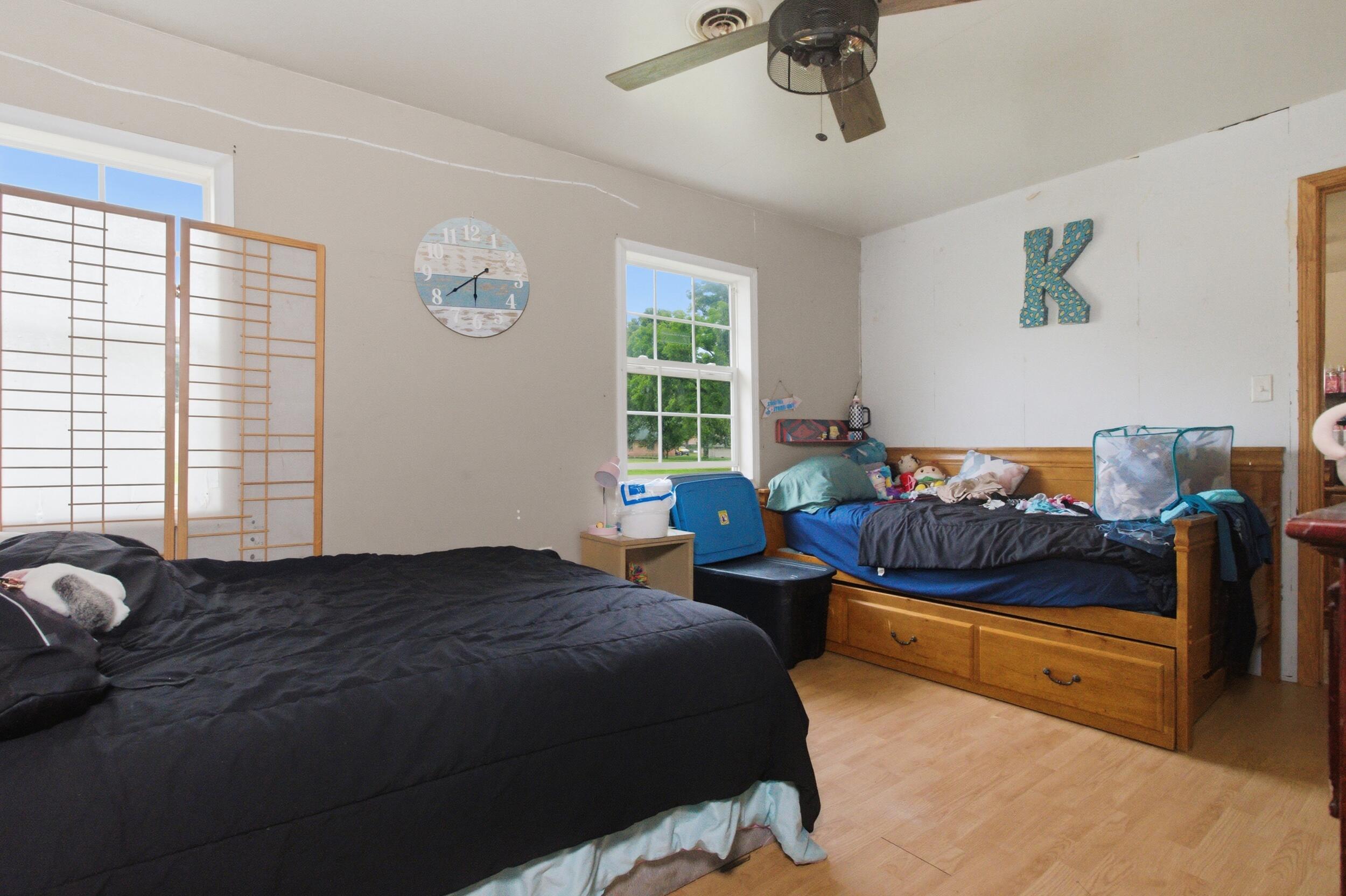 738 Dooley Street Property Photo 11