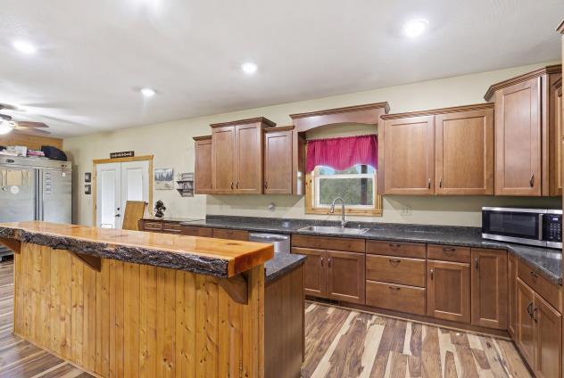 2104 State Highway F Property Photo 8
