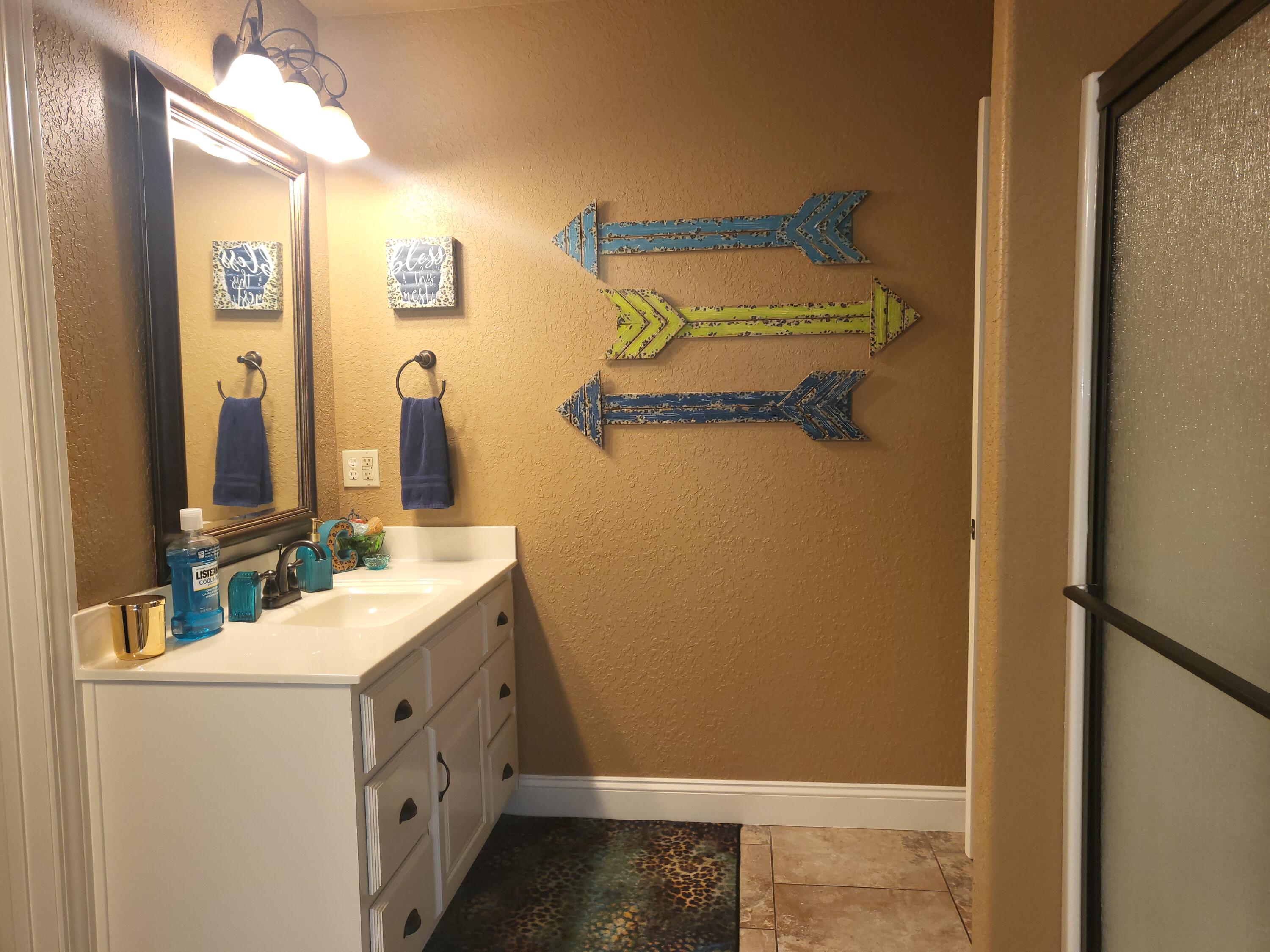 408 Honeysuckle Lane Property Photo 29