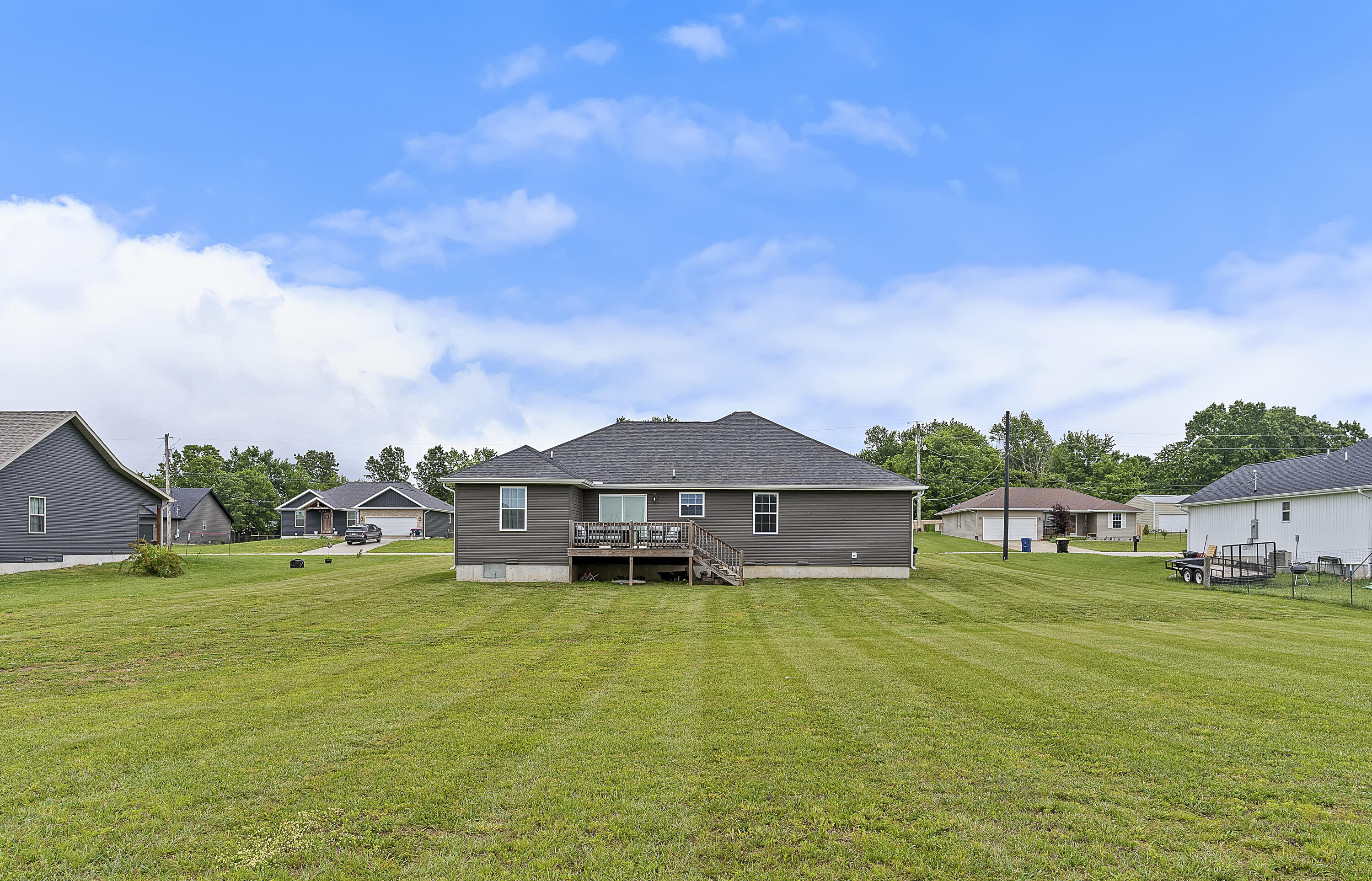 233 North Karen Circle Property Photo 34