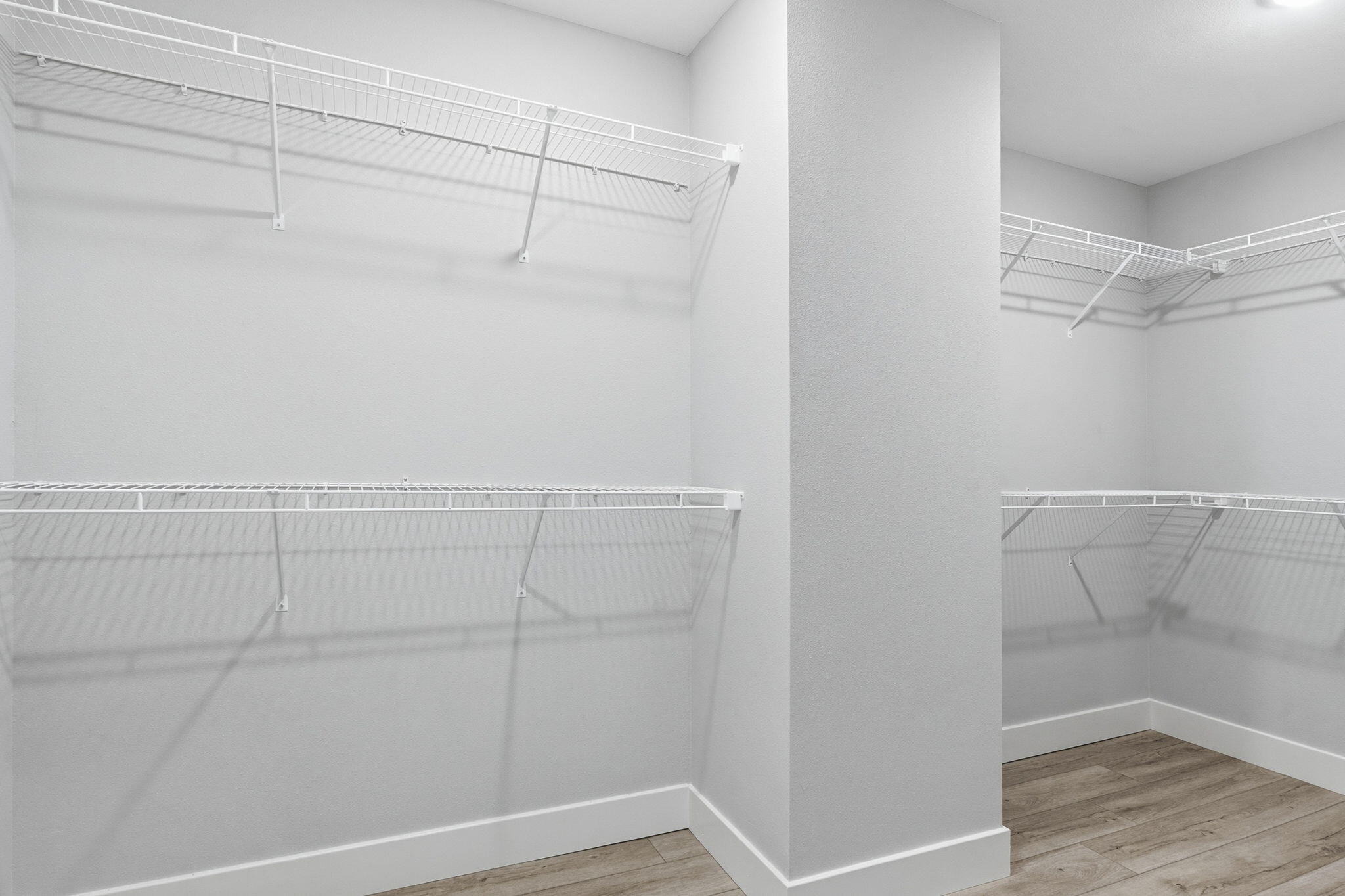 2175 West Parkview Avenue Property Photo 26