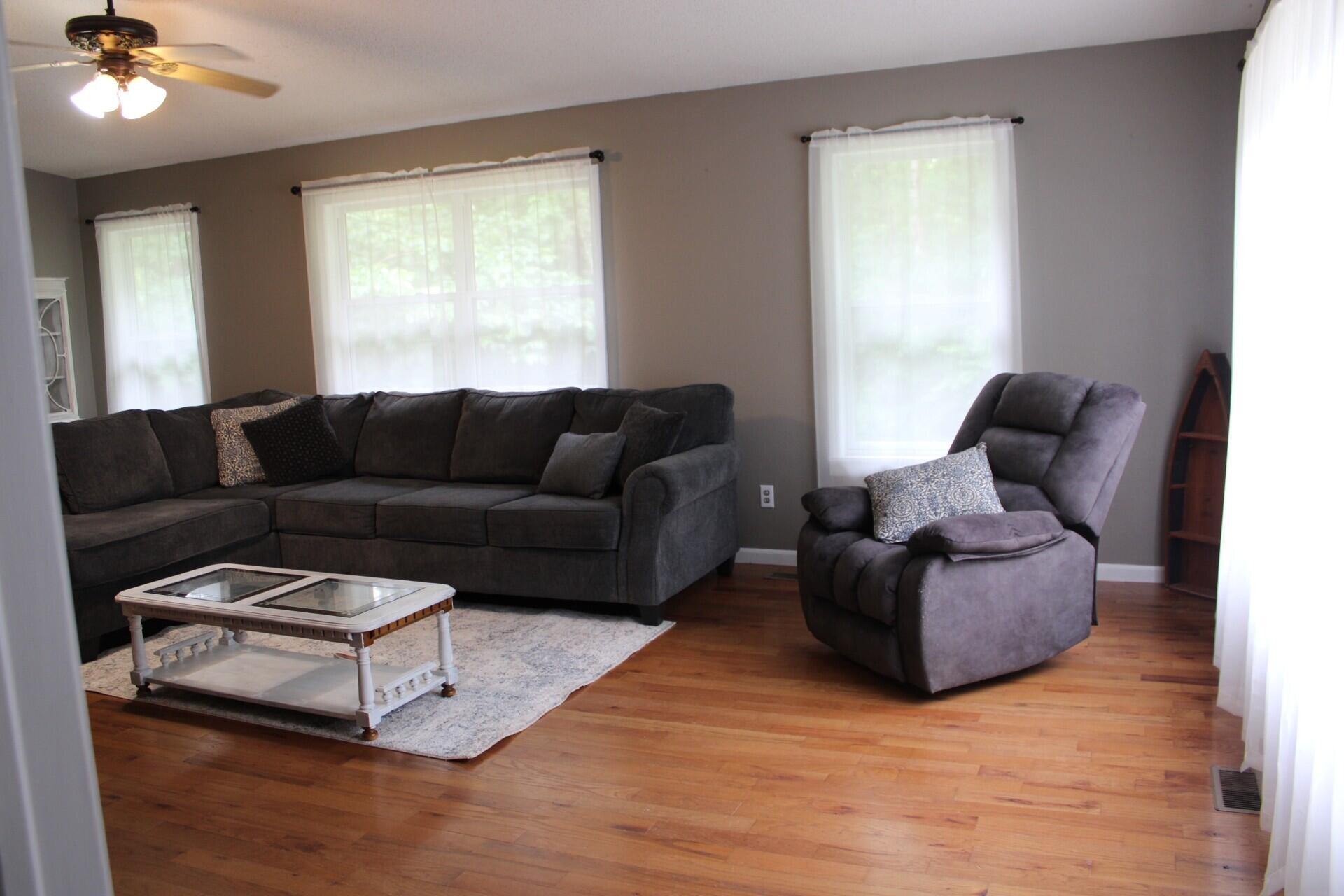 10058 County Road 8590 Property Photo 6
