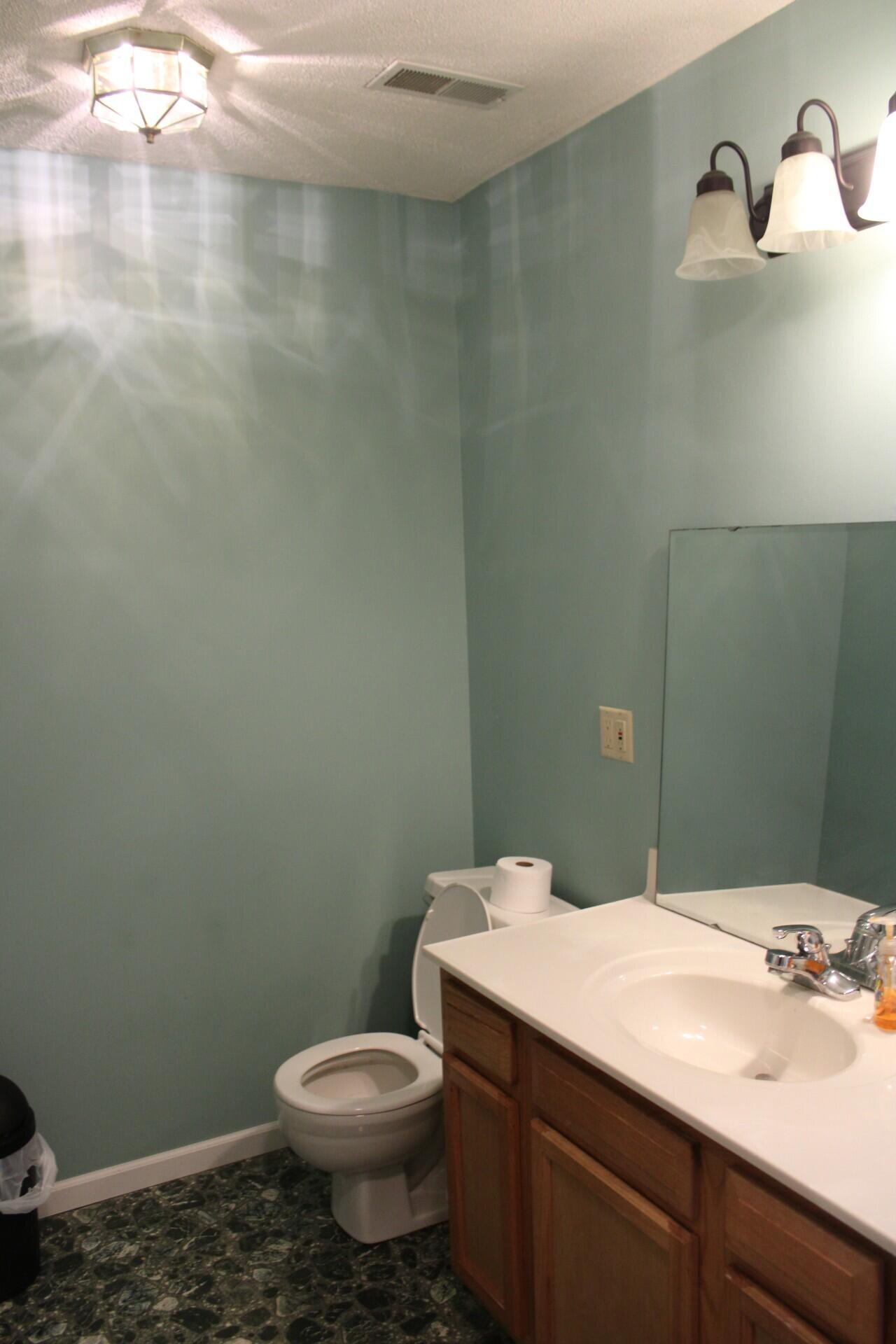 10058 County Road 8590 Property Photo 23
