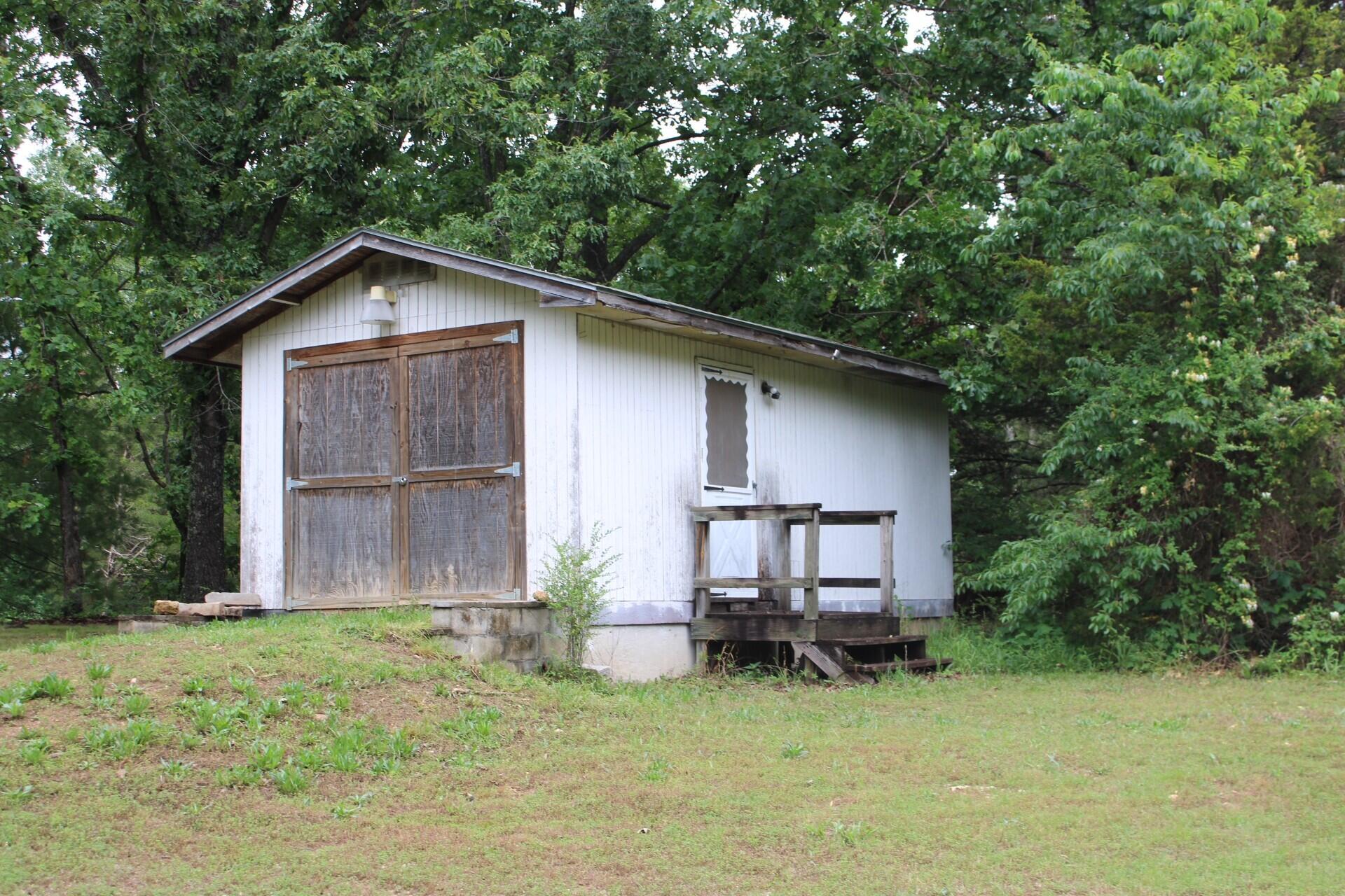 10058 County Road 8590 Property Photo 31