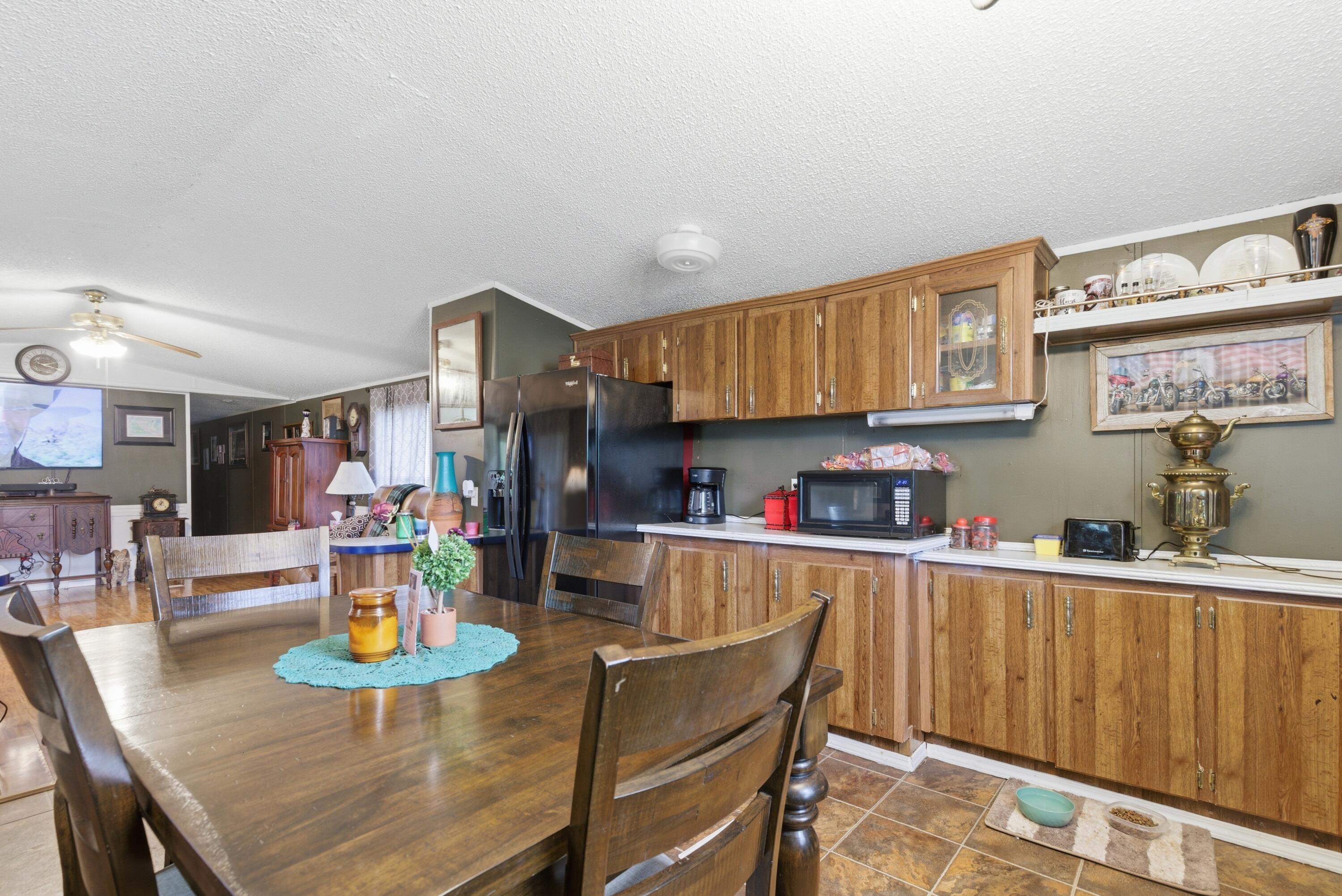 1919 Burnett Road Property Photo 11
