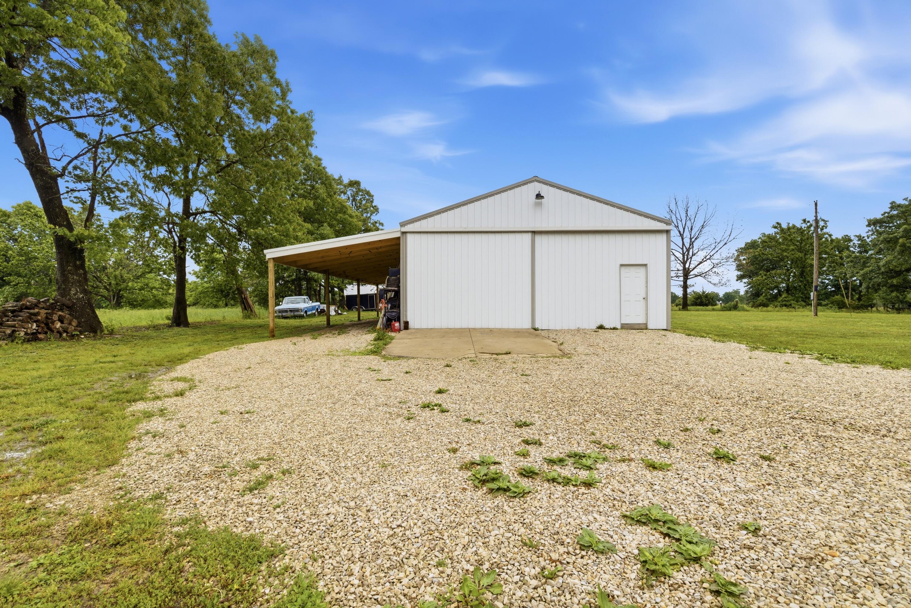 1919 Burnett Road Property Photo 21