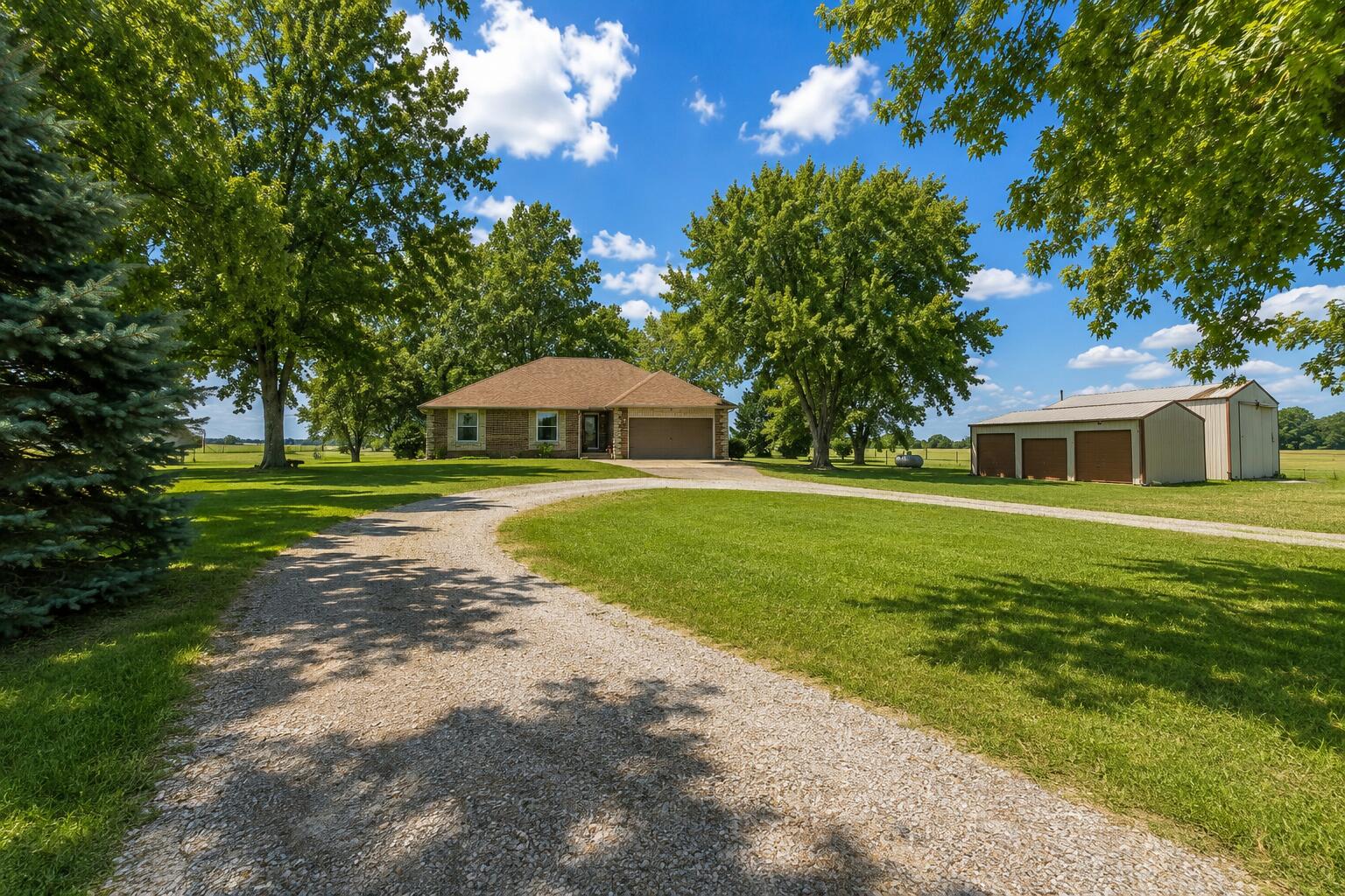 201 Little Road Property Photo 7