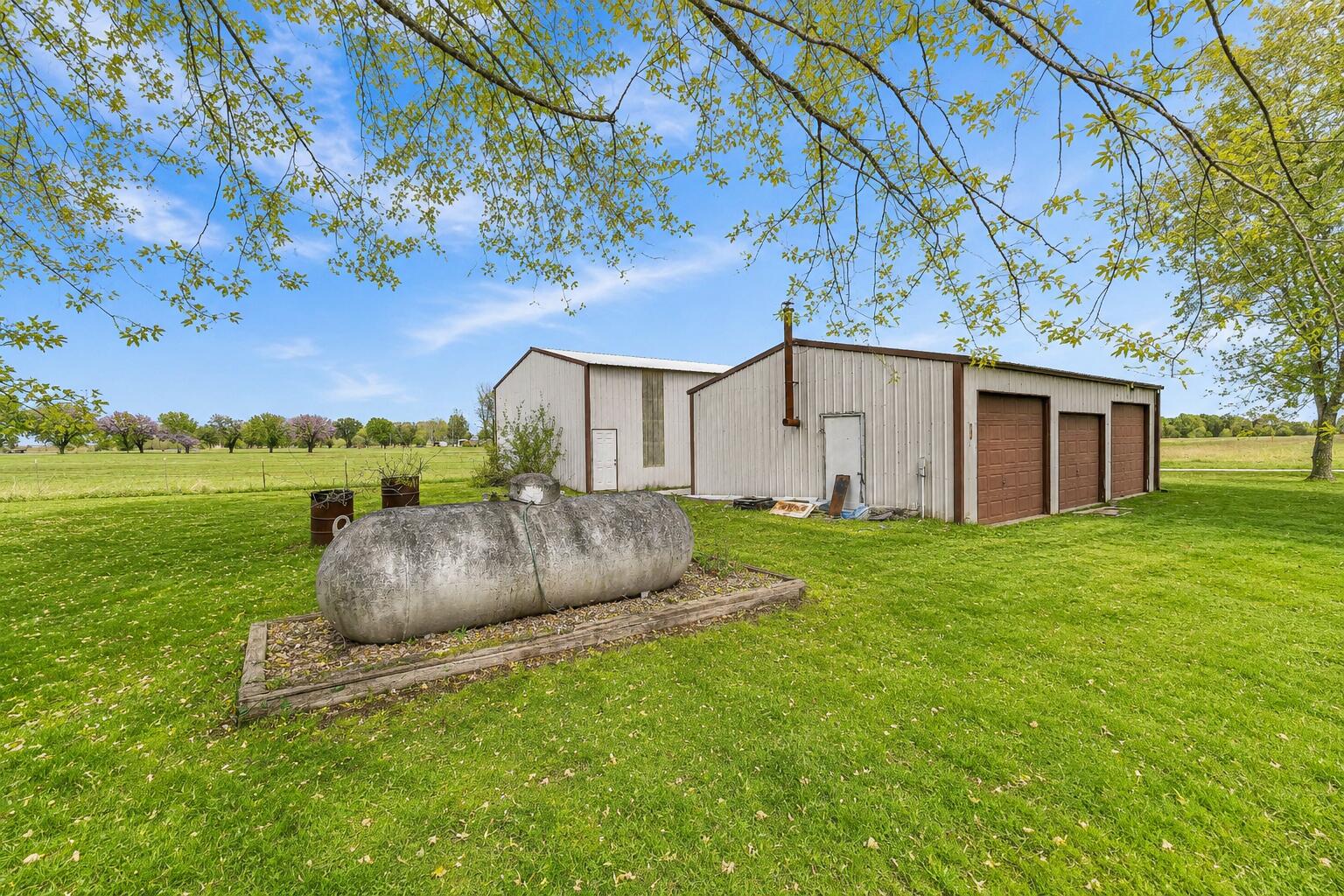 201 Little Road Property Photo 31