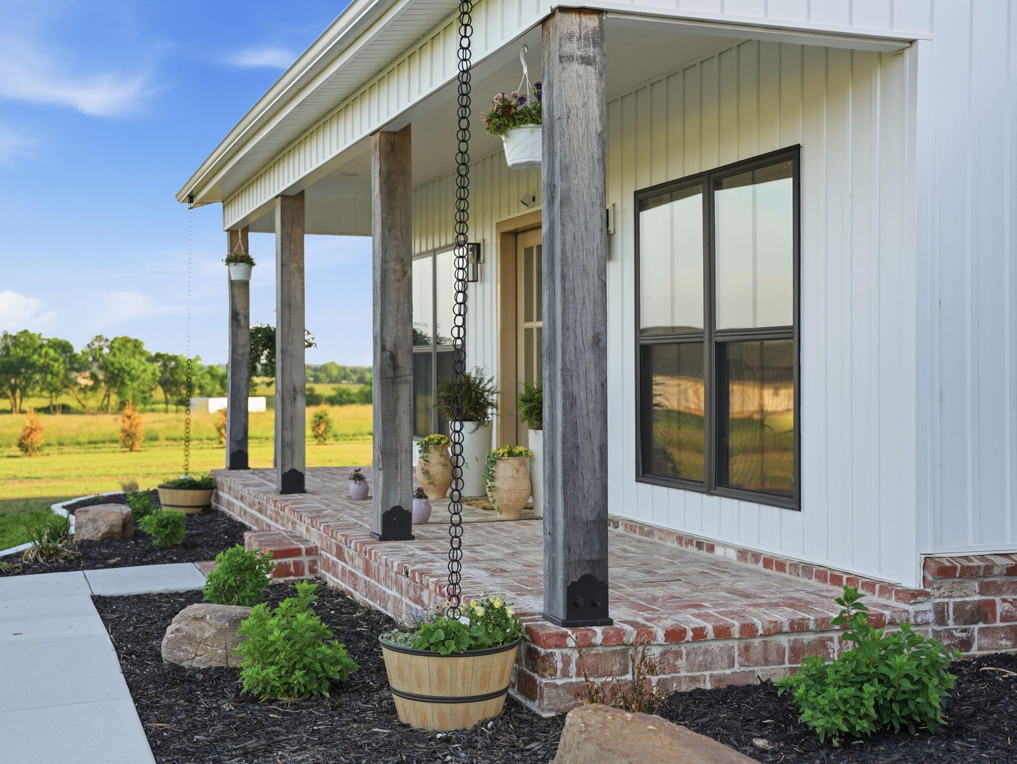 2345 Cologna Road Property Photo 7