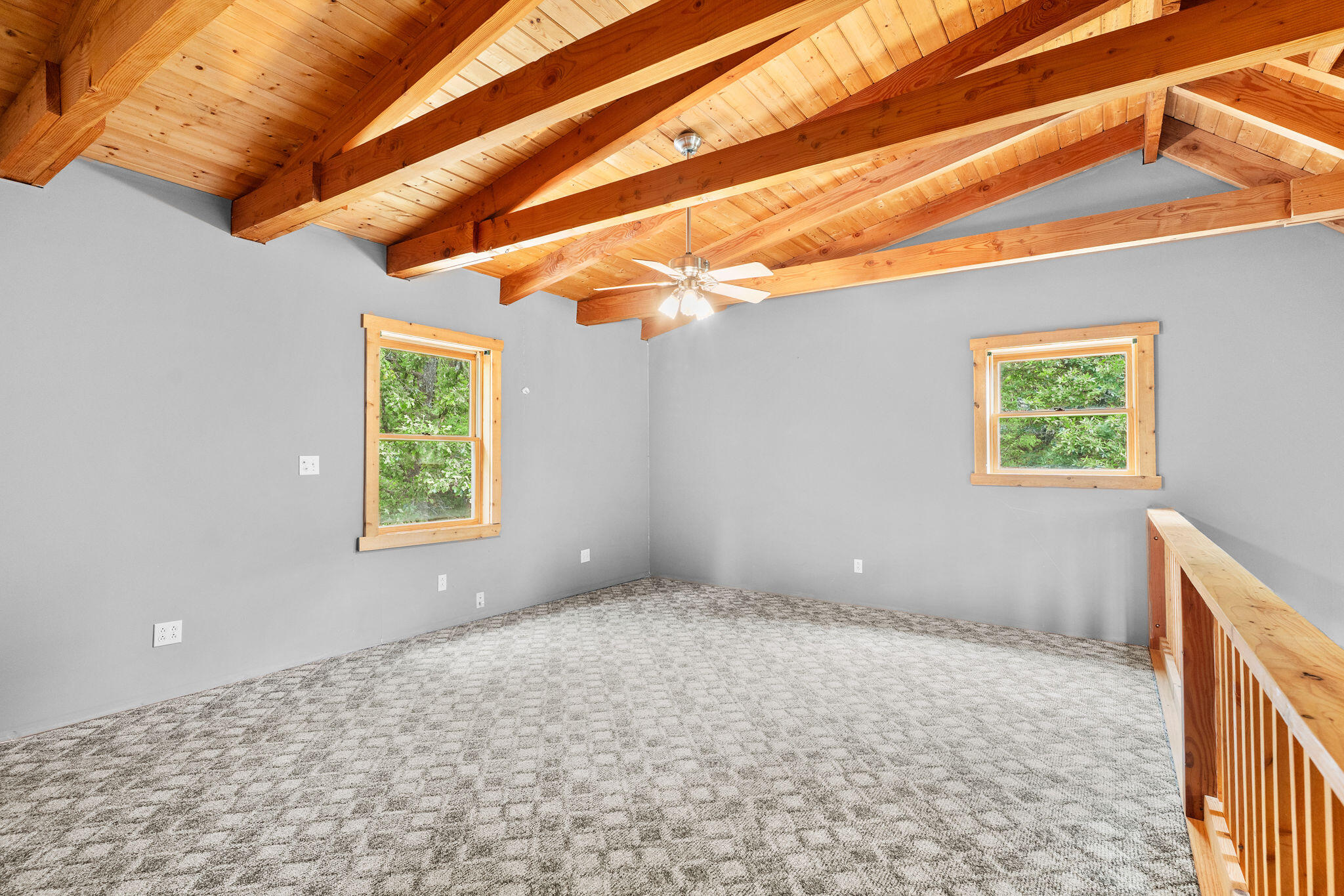 21643 Lawrence 1040 Property Photo 47
