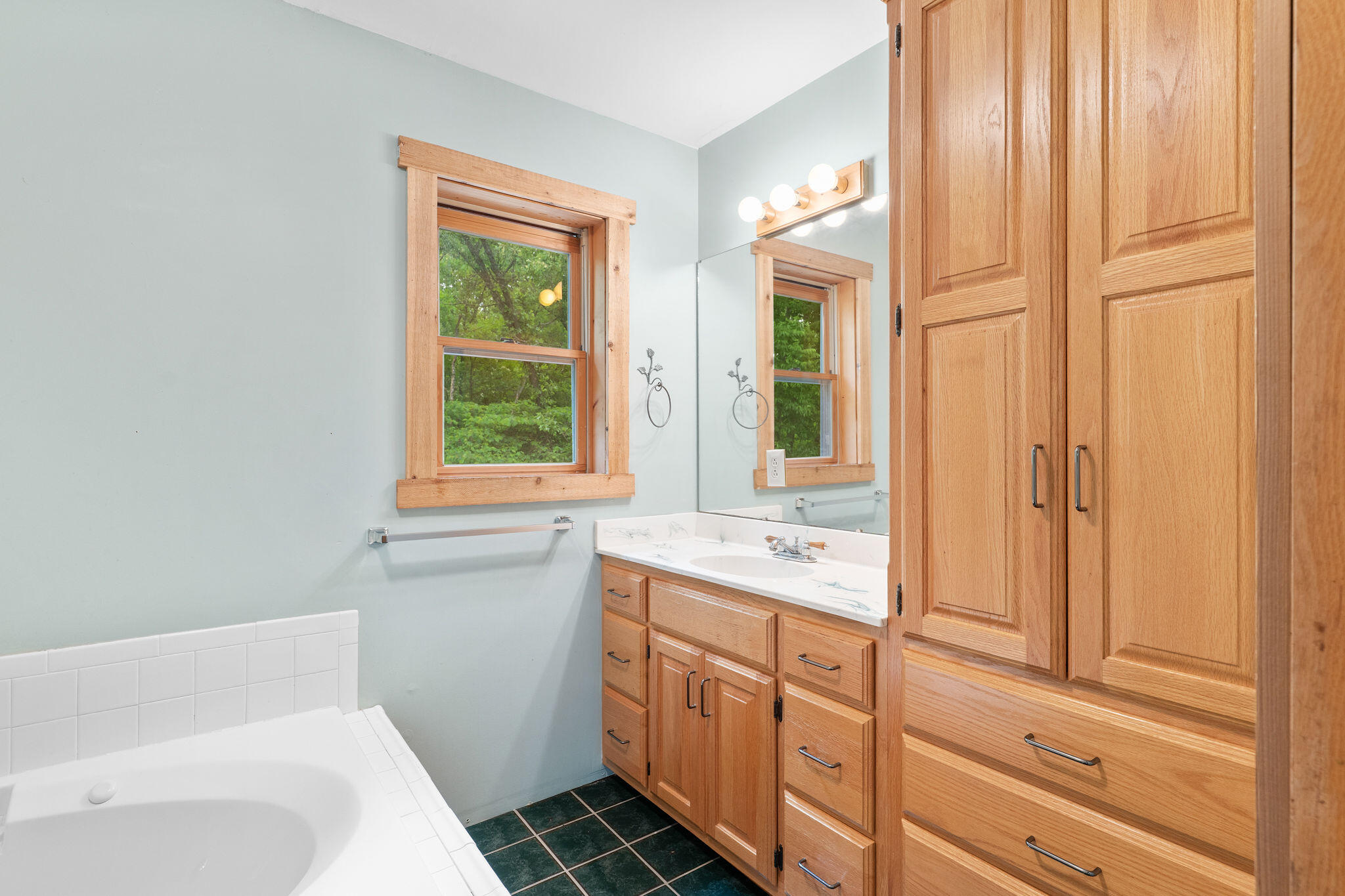 21643 Lawrence 1040 Property Photo 51