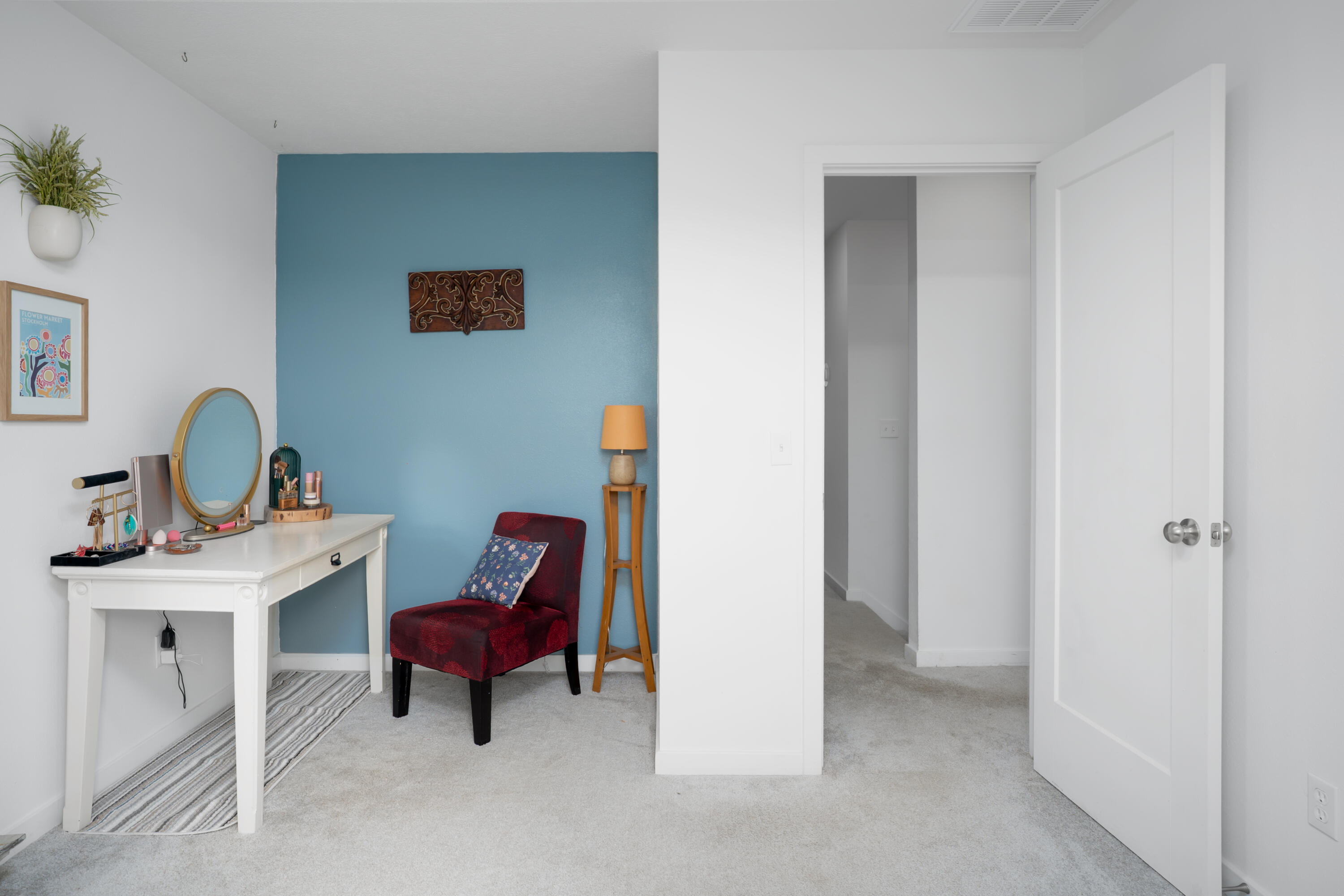 301 Great Plains Street Property Photo 24