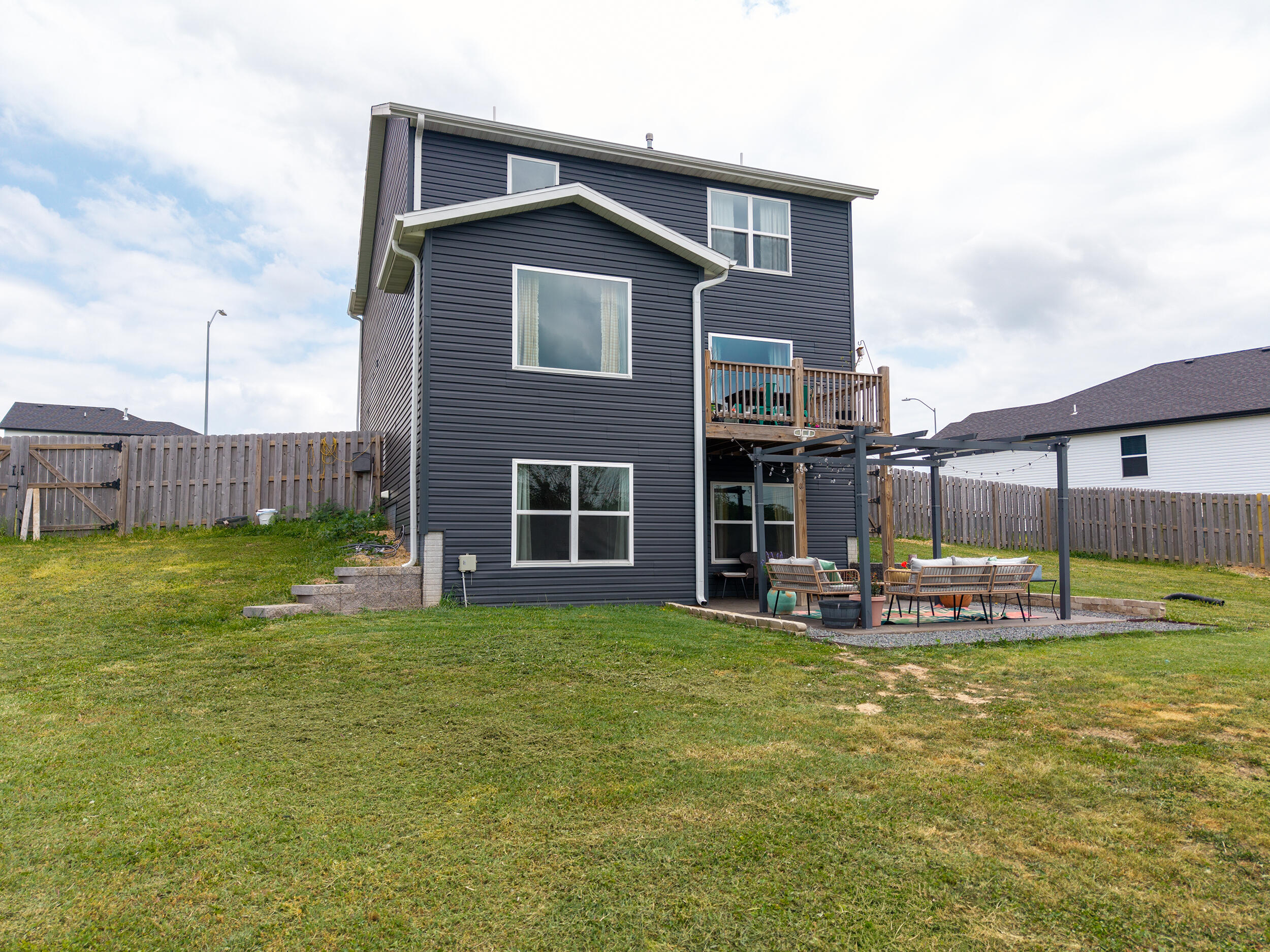 301 Great Plains Street Property Photo 36