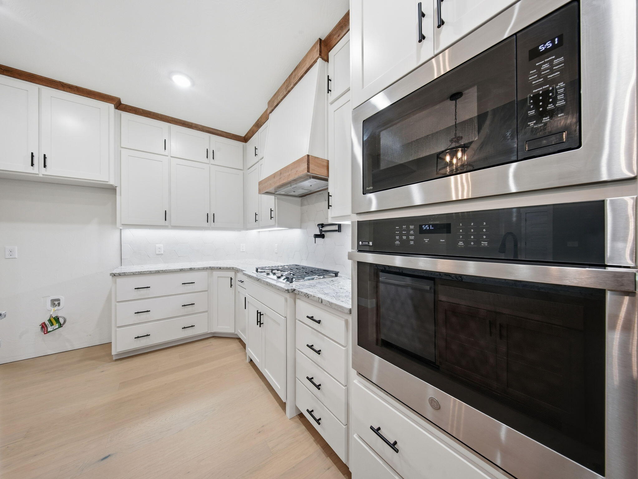 5300 North Seacrest Drive Property Photo 18