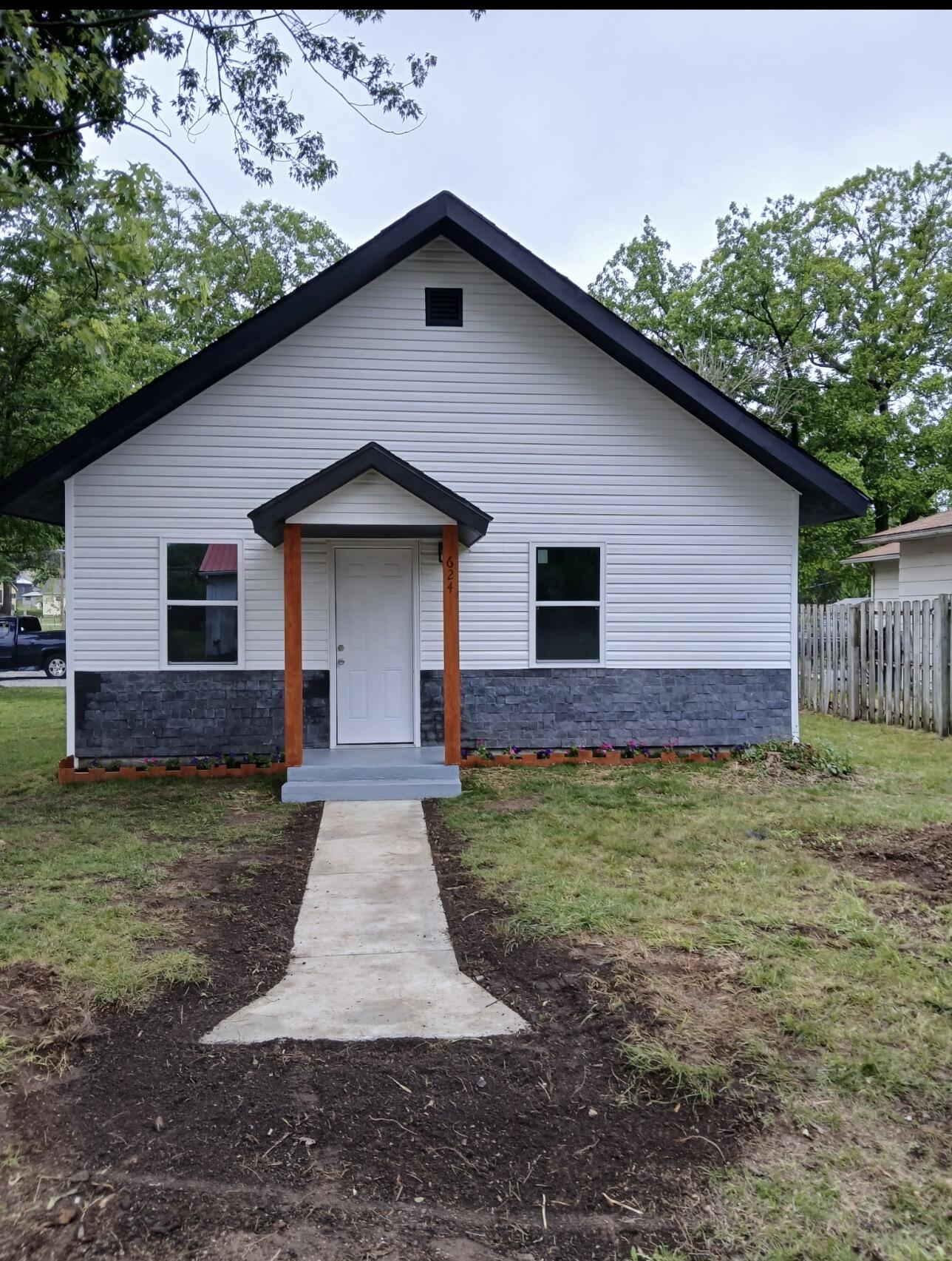 624 Patterson Street Property Photo 1