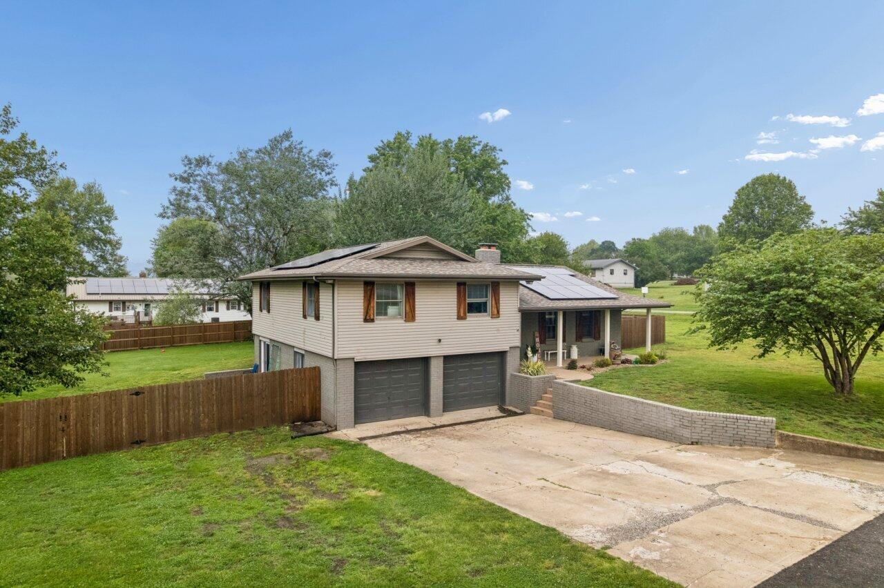 7 Sherwood Trail Property Photo 1
