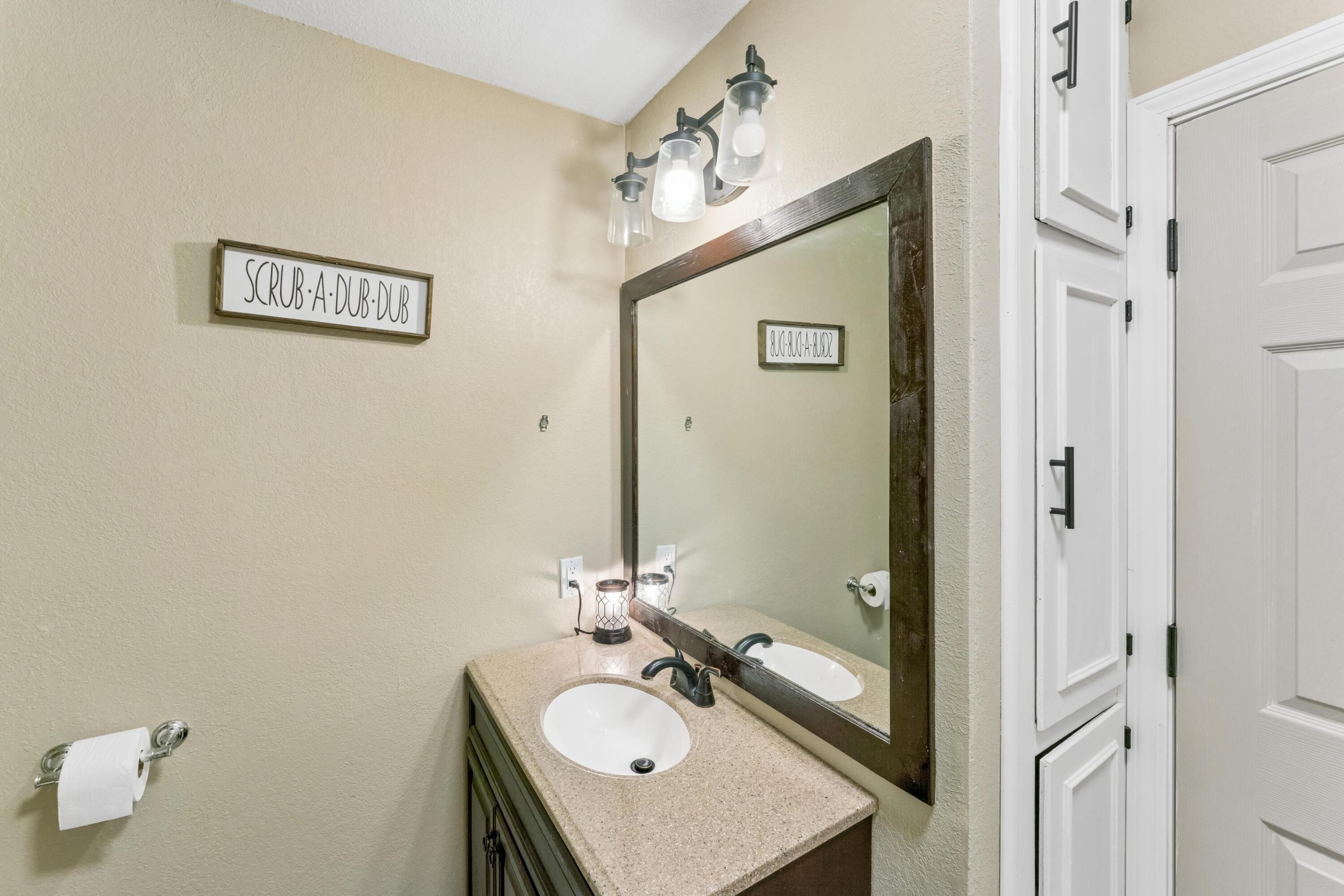 7 Sherwood Trail Property Photo 24