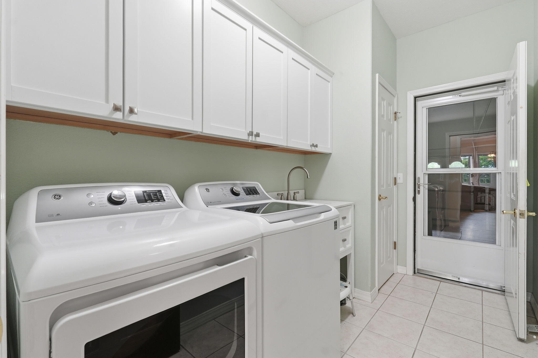1761 Cedar Ridge Way Property Photo 26