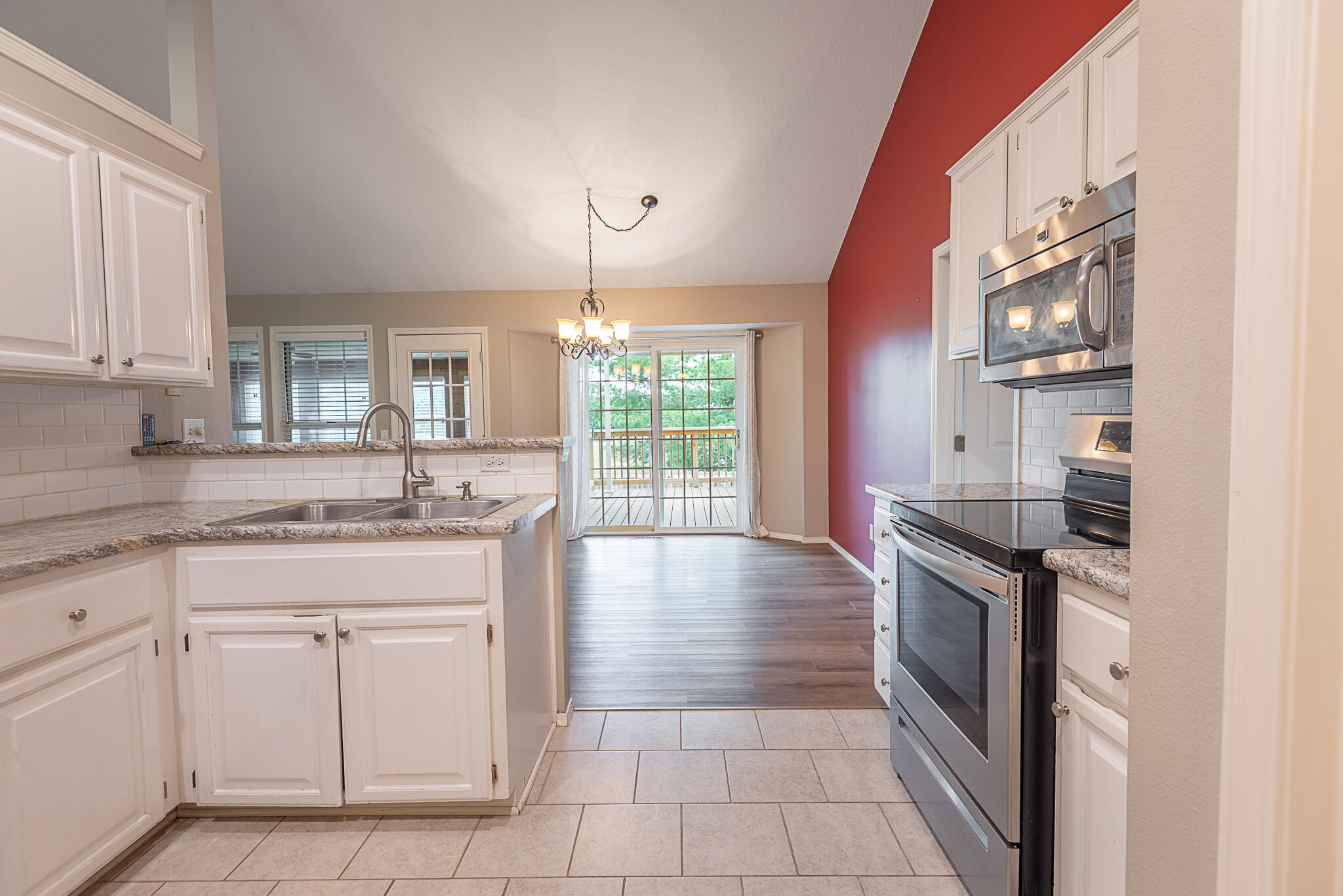 159 Lancashire Drive Property Photo 4