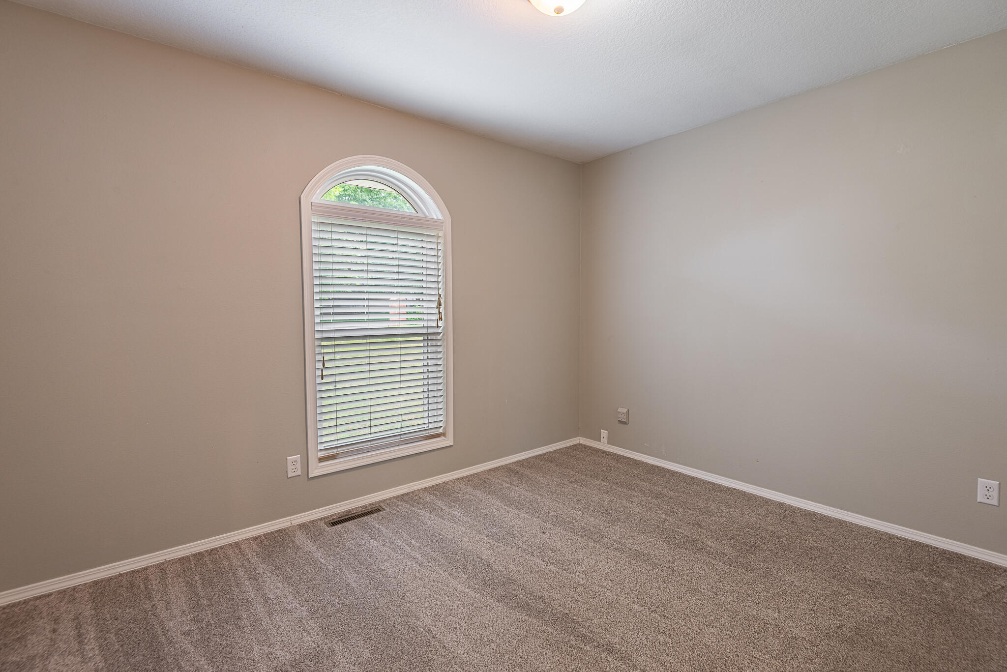 159 Lancashire Drive Property Photo 24