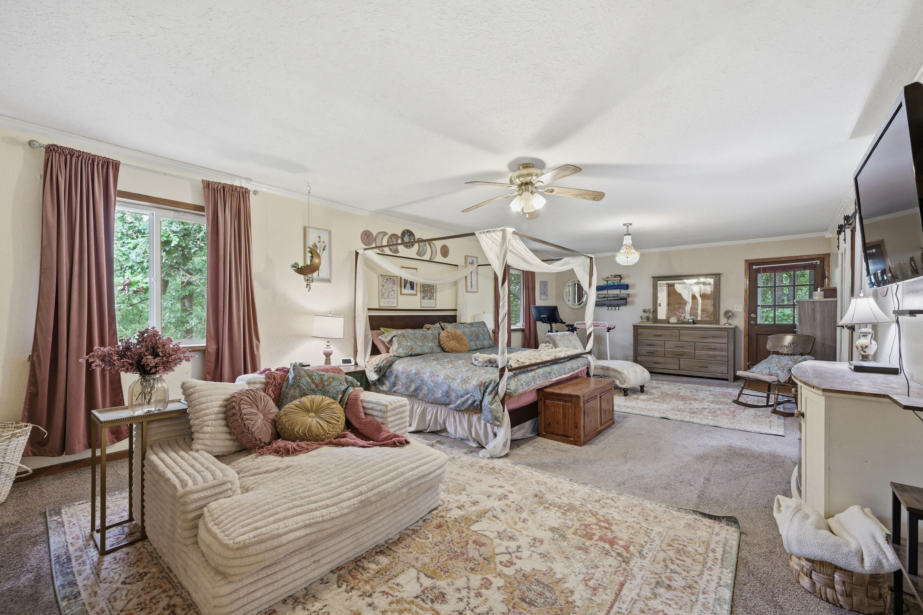 19082 Norway Road Property Photo 20