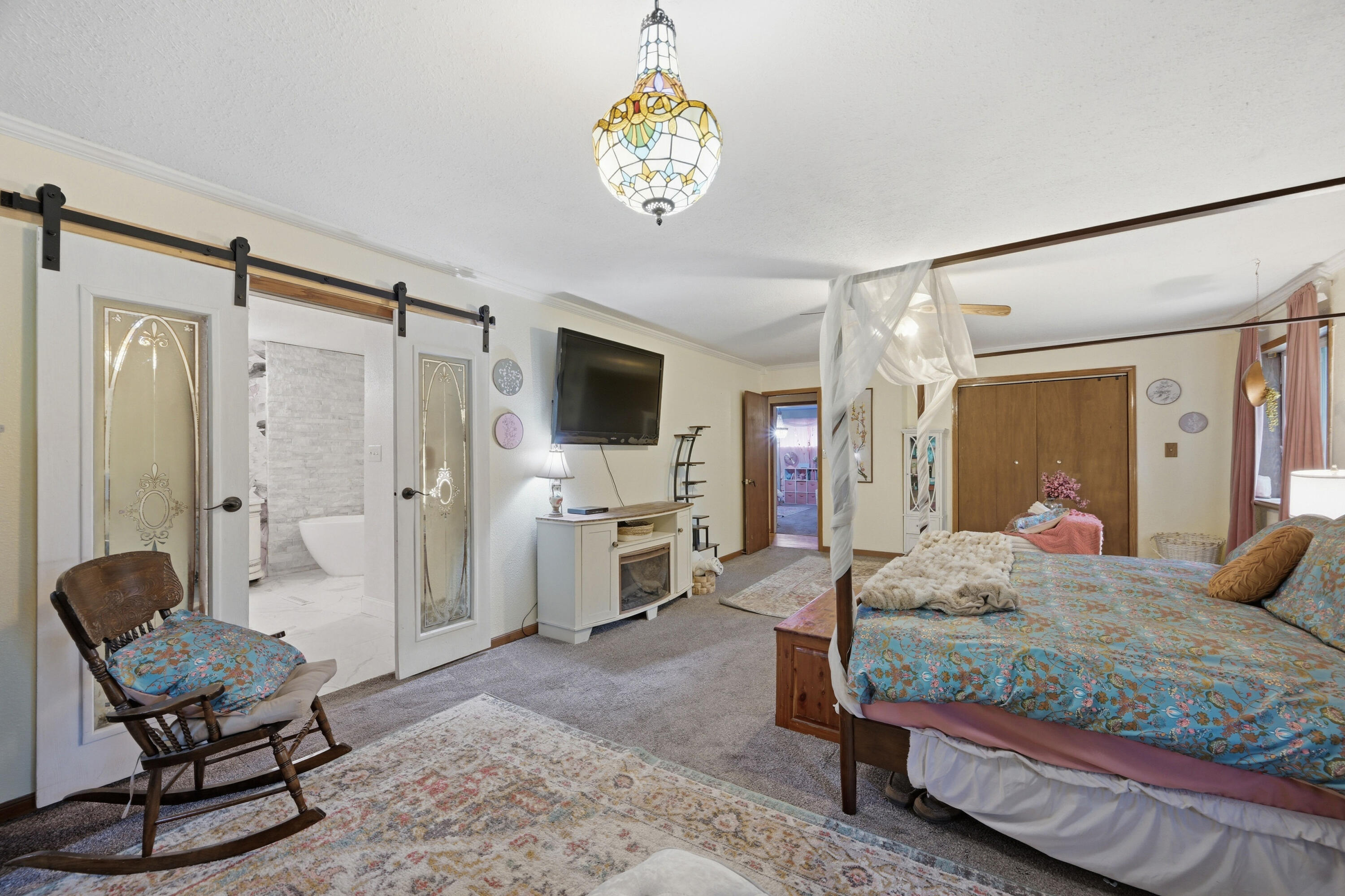 19082 Norway Road Property Photo 21