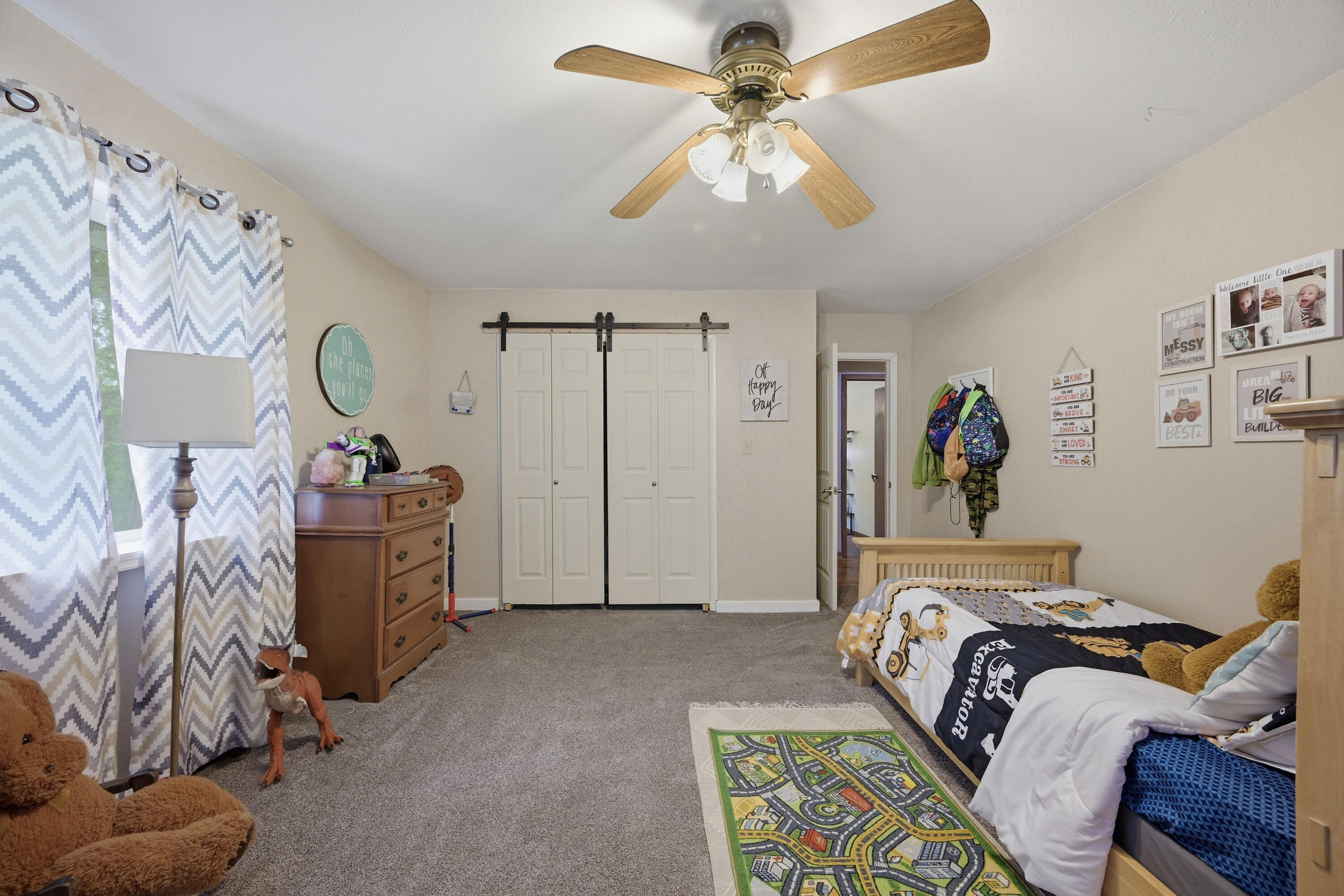19082 Norway Road Property Photo 28
