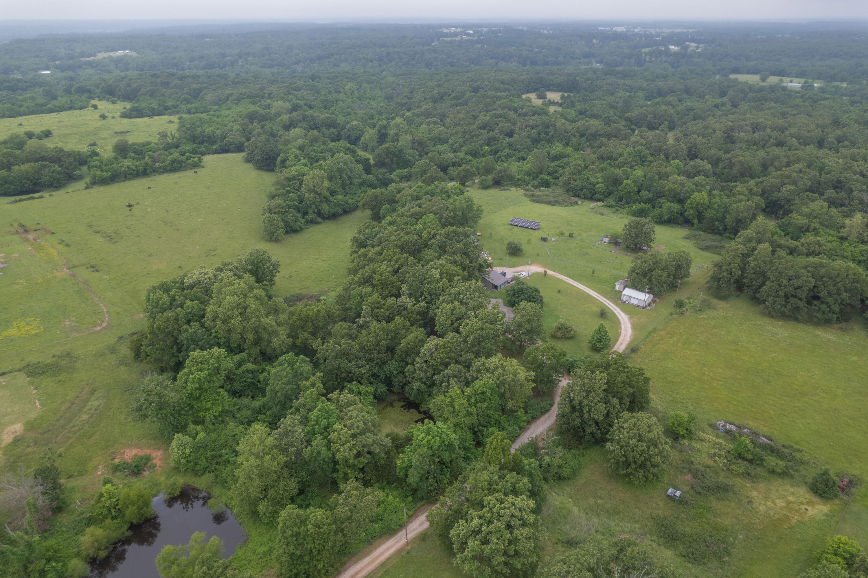 19082 Norway Road Property Photo 44