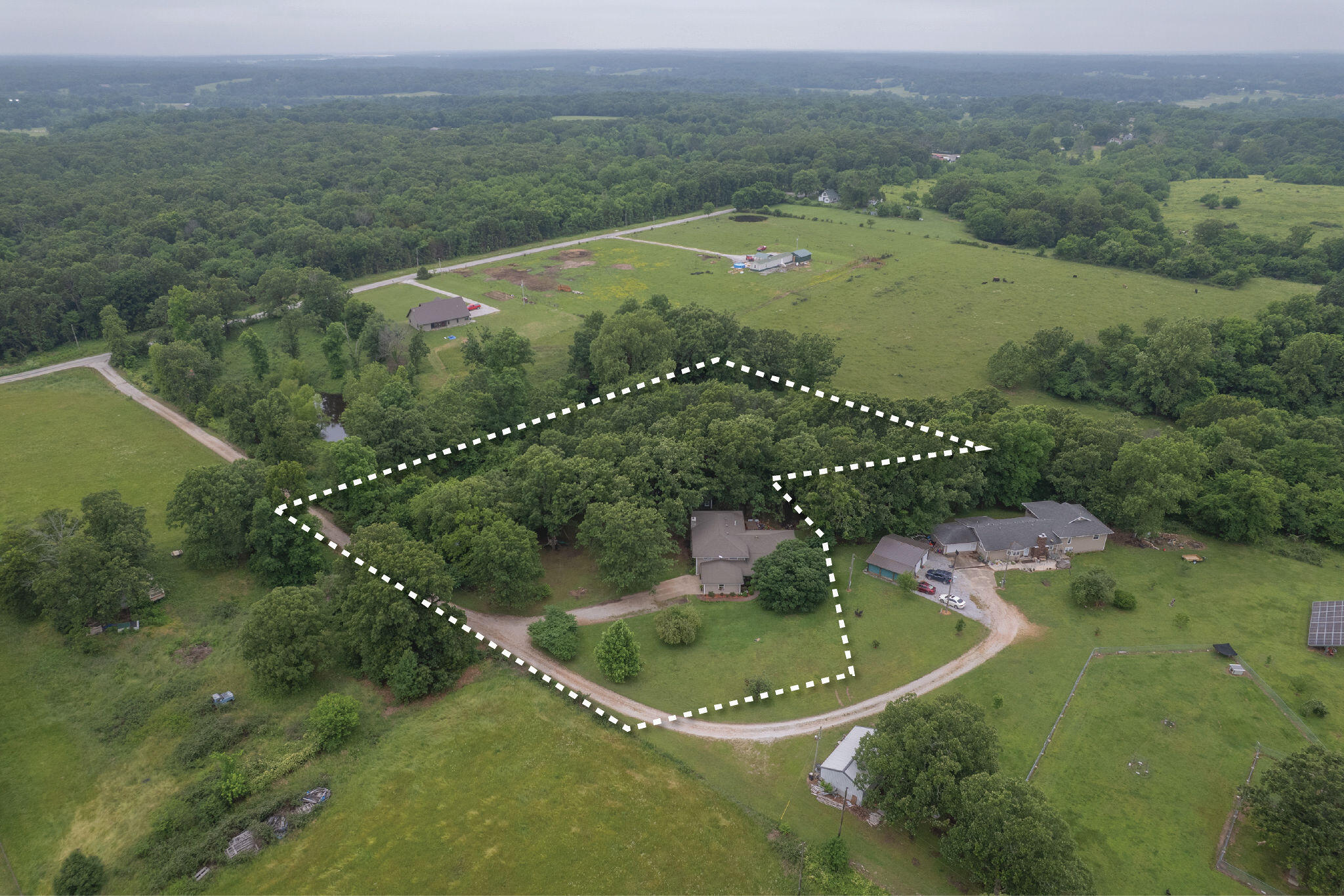 19082 Norway Road Property Photo 54