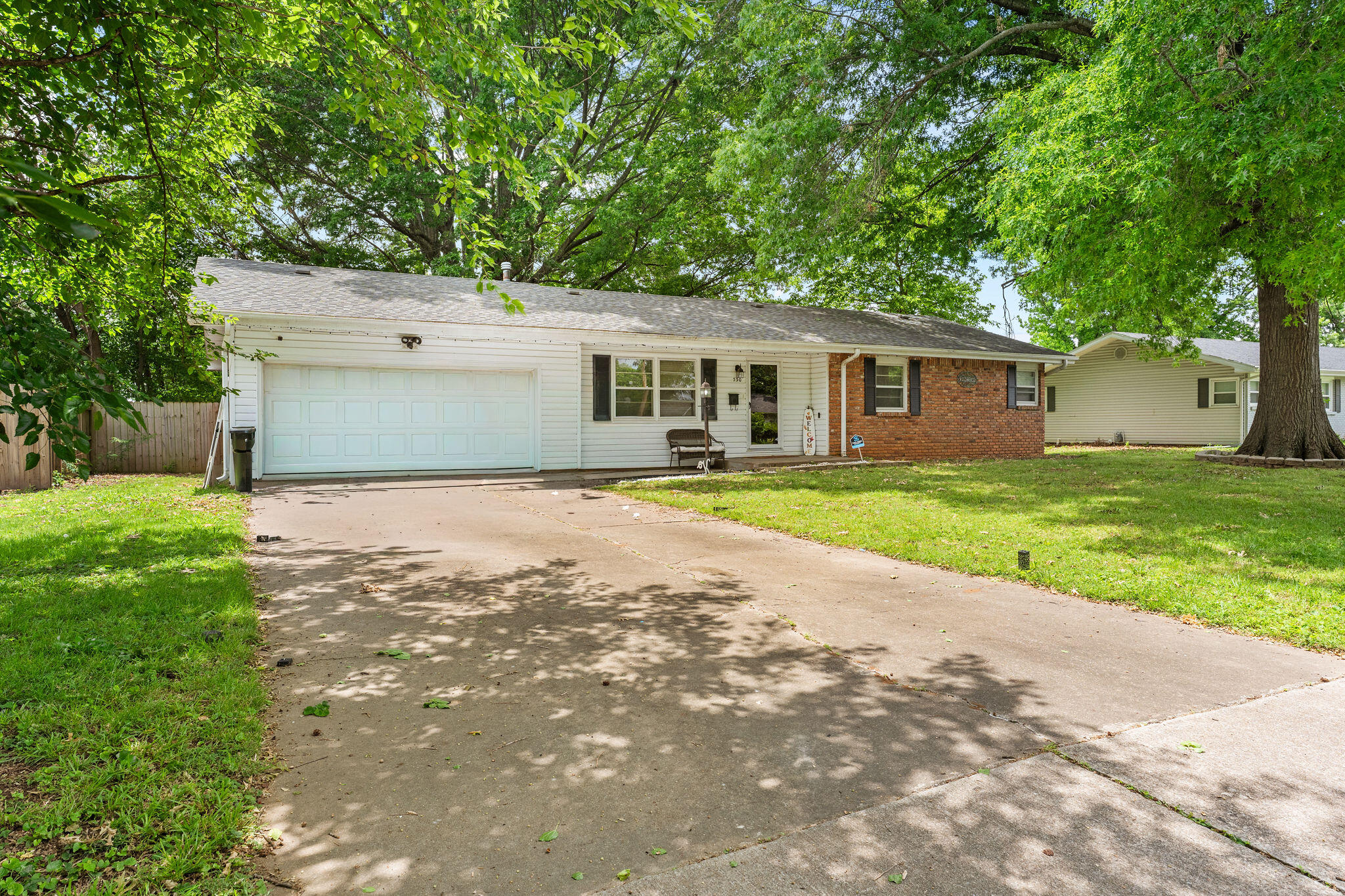 730 West Sylvania Street Property Photo 4