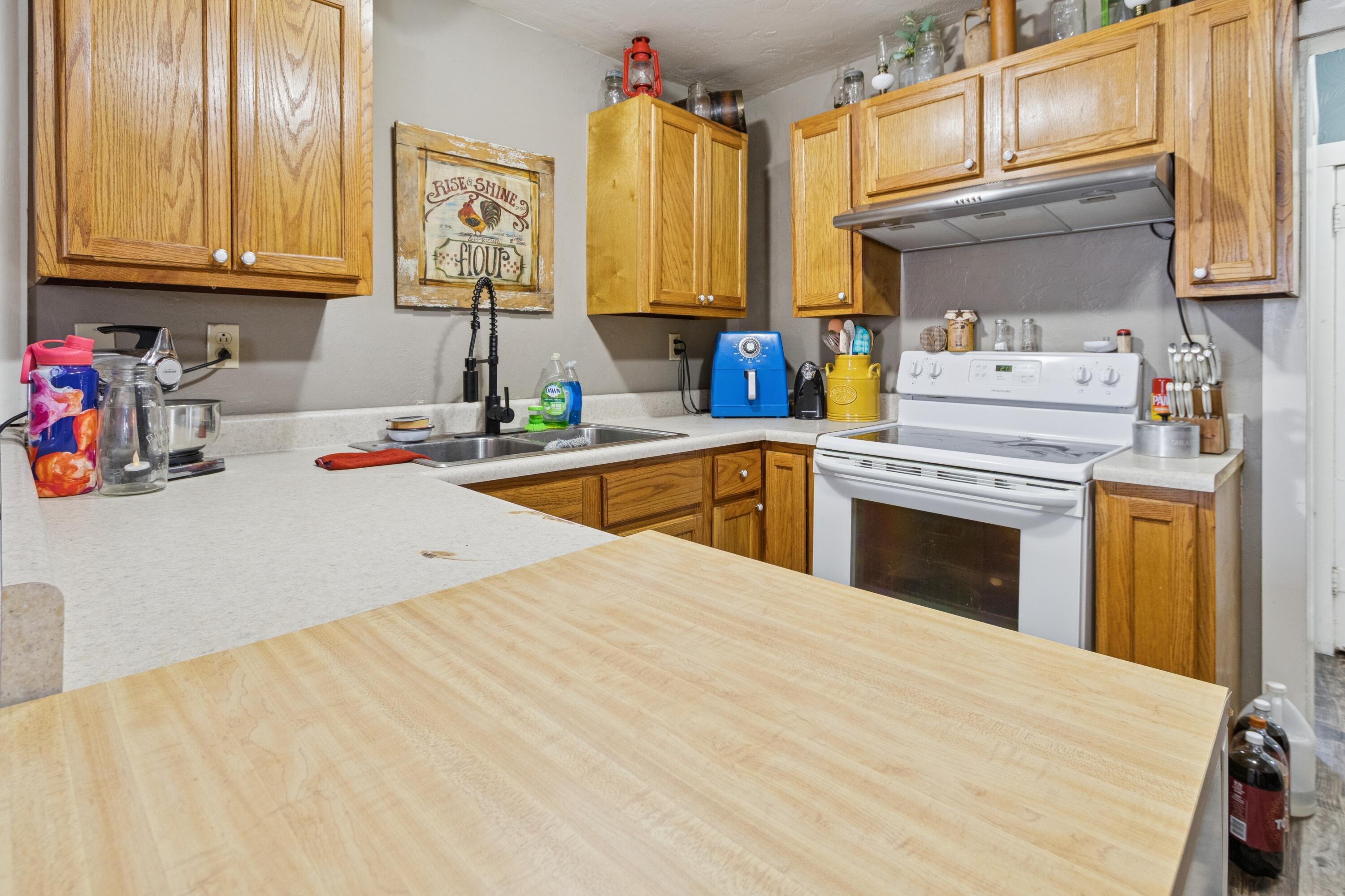 103 Mitchell Street Property Photo 9