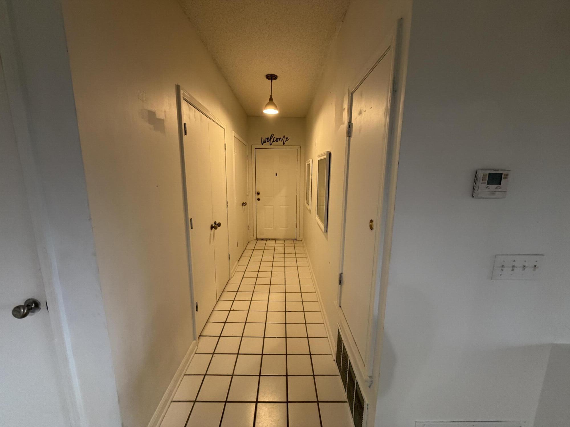 280 Woodland Drive West # 23-1d Property Photo 3