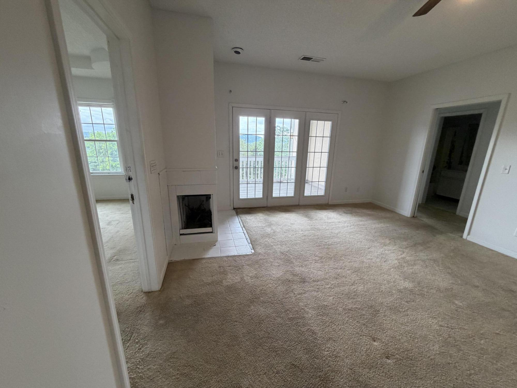 280 Woodland Drive West # 23-1d Property Photo 4