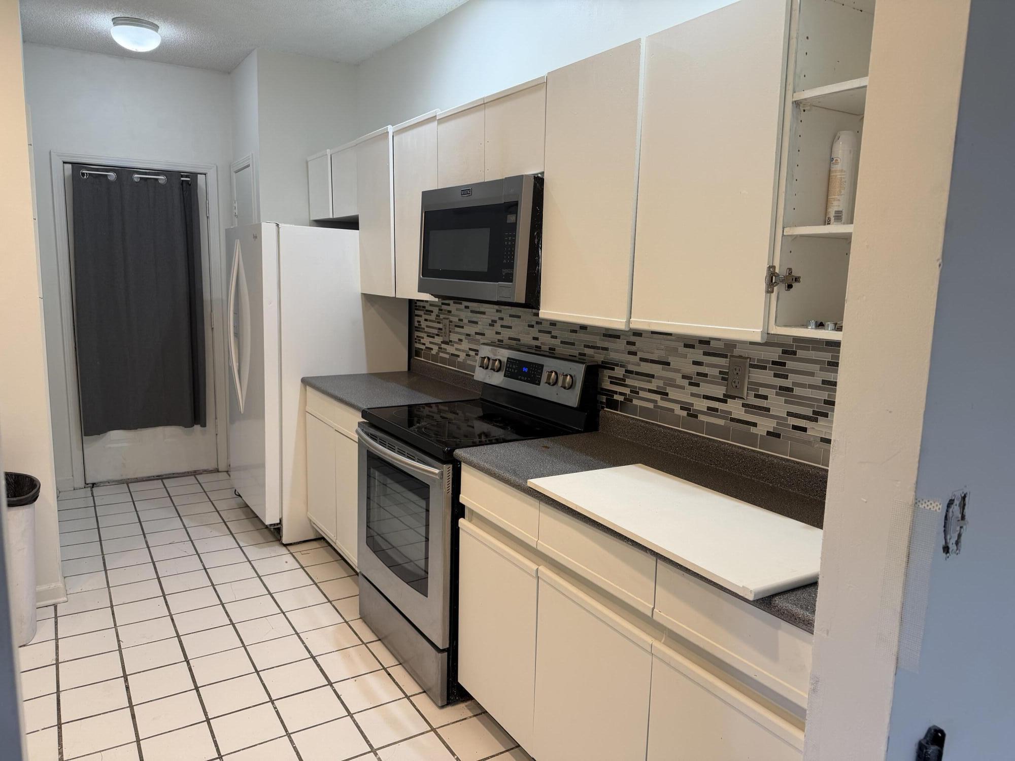280 Woodland Drive West # 23-1d Property Photo 9