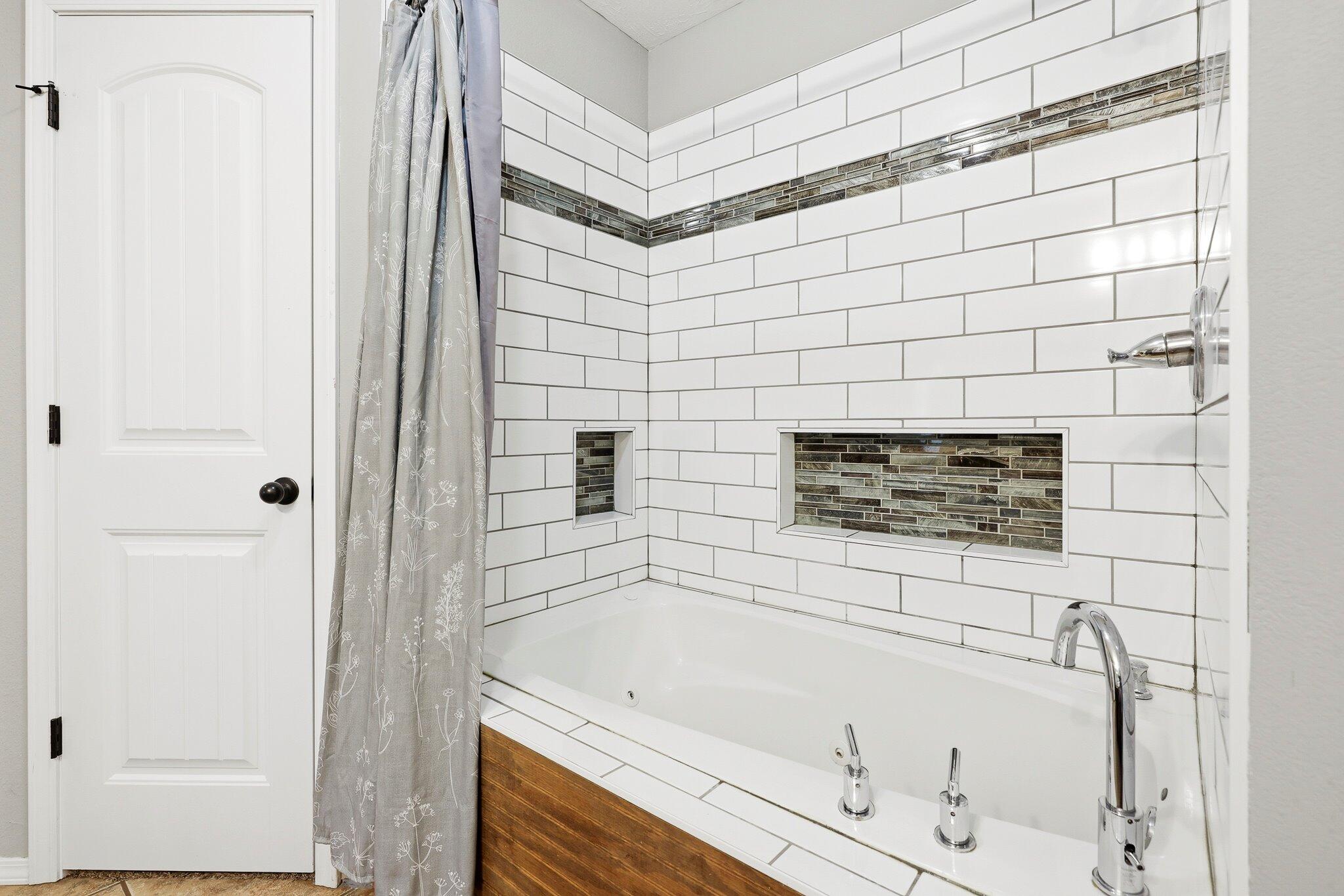 276 East Garnet Drive Property Photo 19