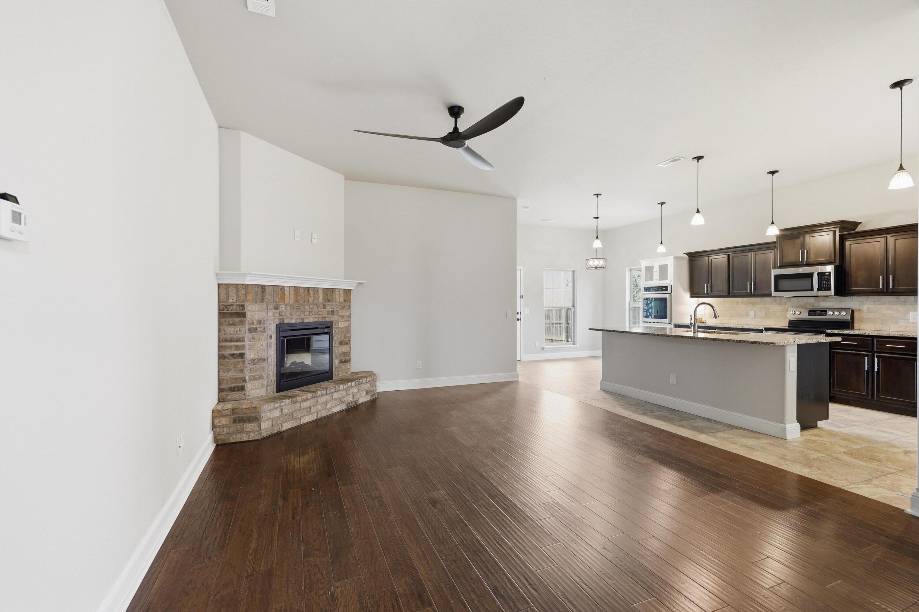 2020 South Jonathan Hunter Street Property Photo 11