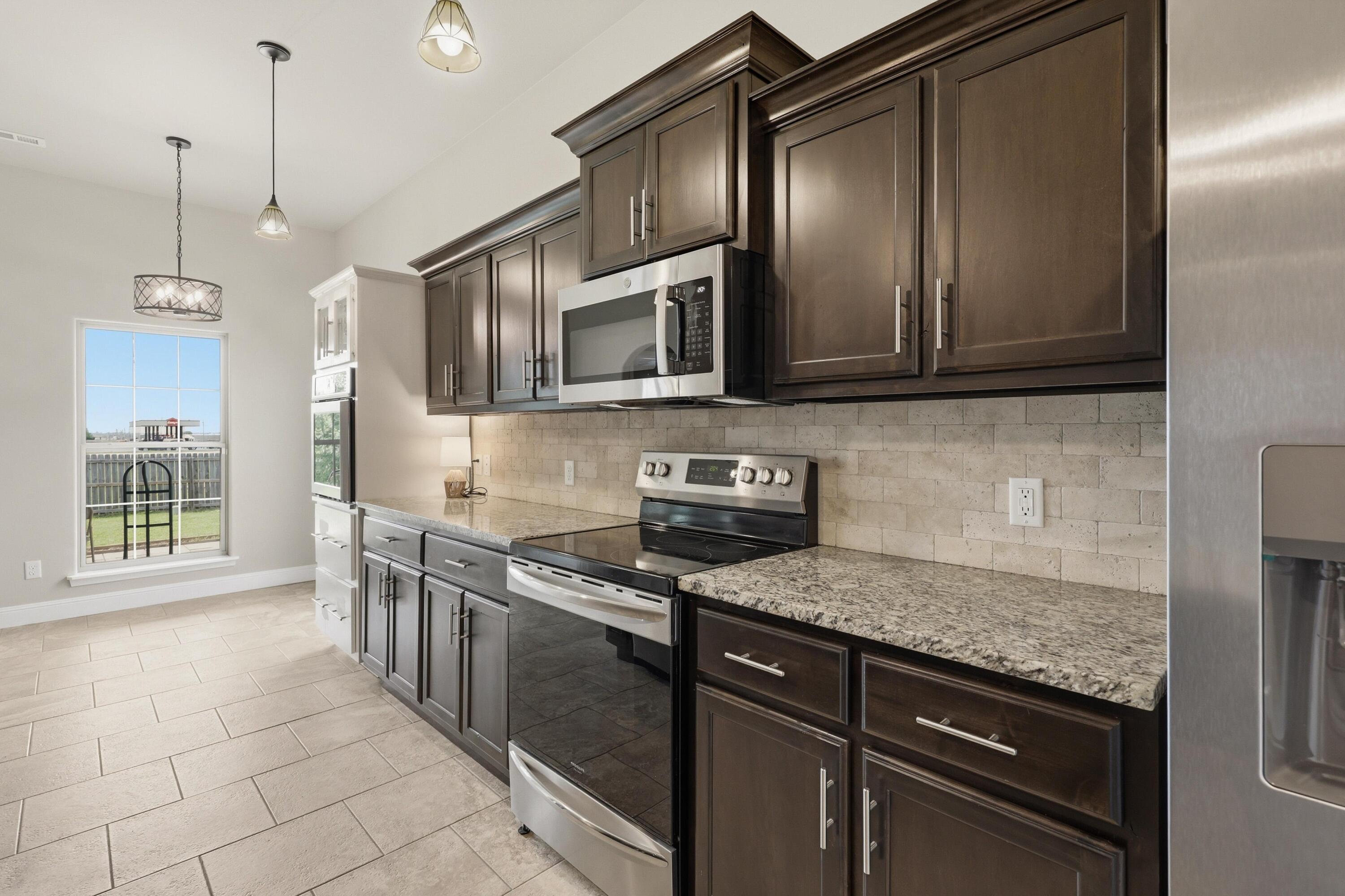 2020 South Jonathan Hunter Street Property Photo 16