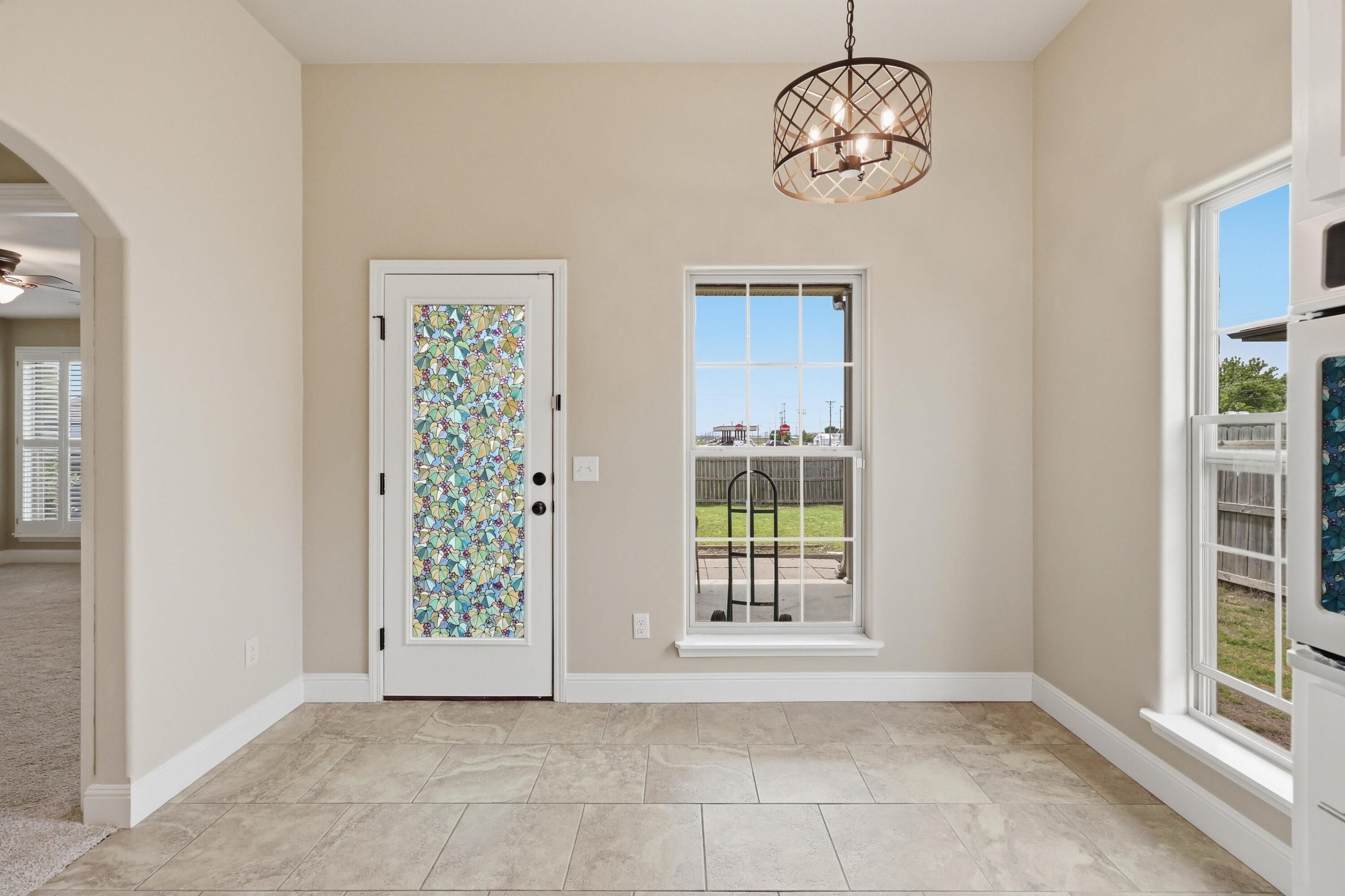 2020 South Jonathan Hunter Street Property Photo 18