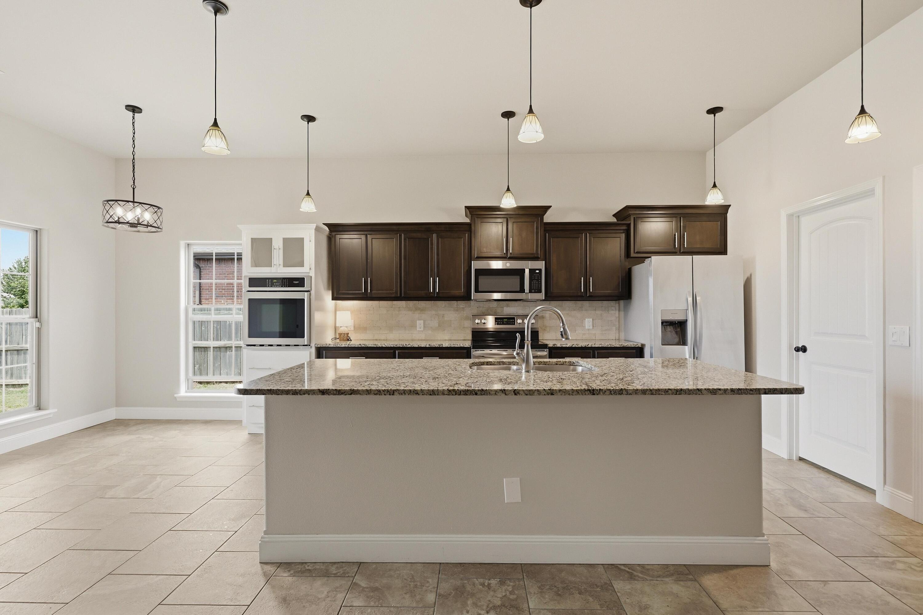 2020 South Jonathan Hunter Street Property Photo 19