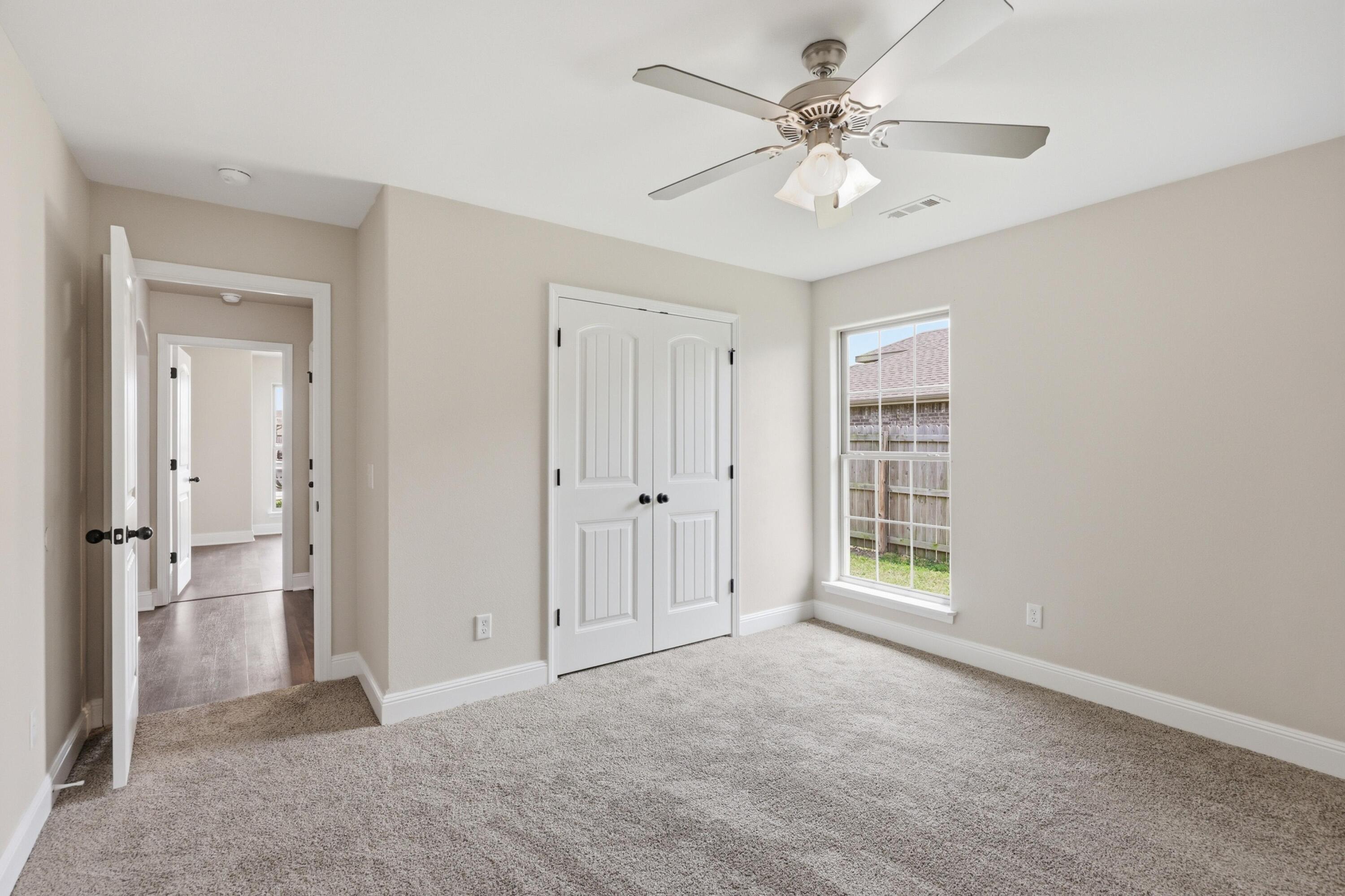 2020 South Jonathan Hunter Street Property Photo 28