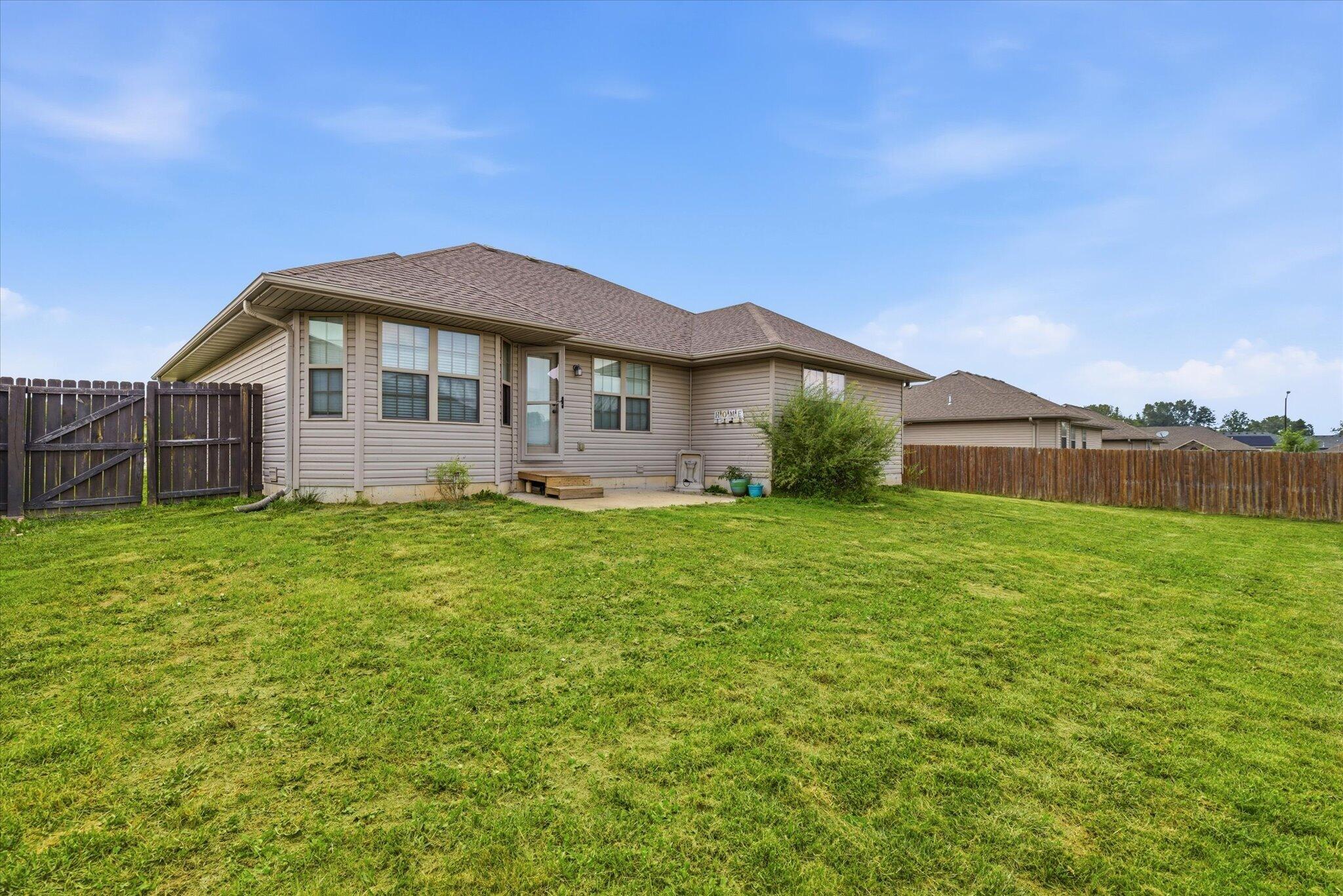 1126 South Rome Avenue Property Photo 6