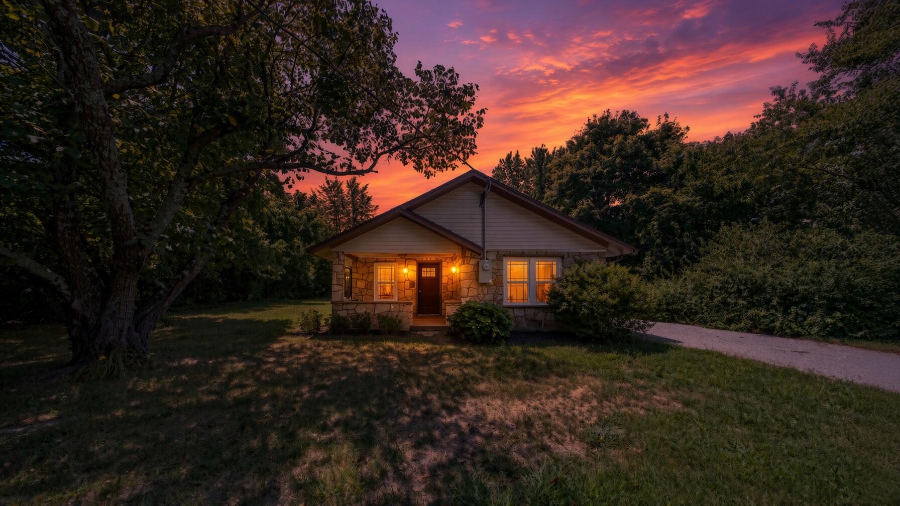 5352 U.s. 160 Property Photo 1