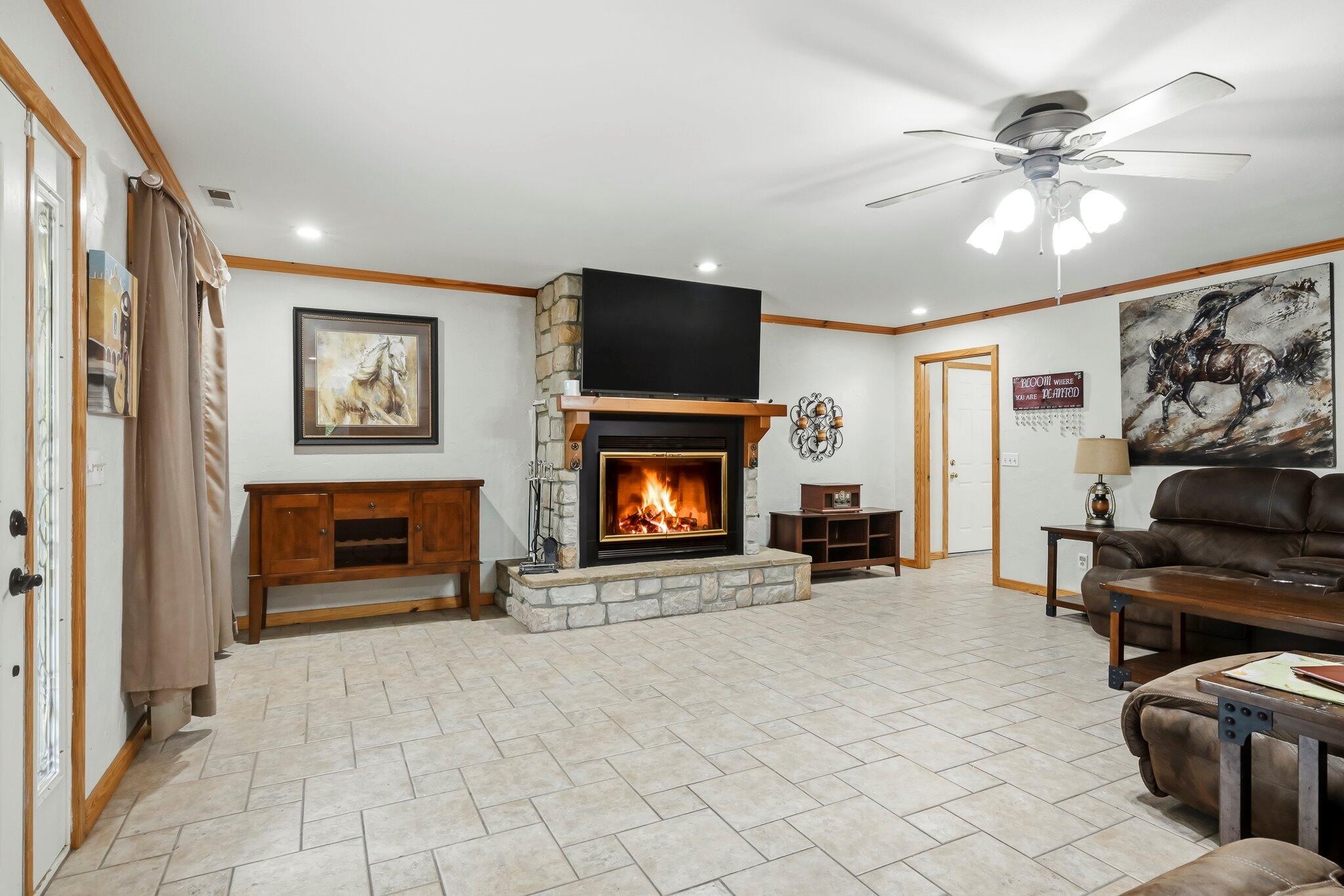 8490 West State Highway 248 Property Photo 18
